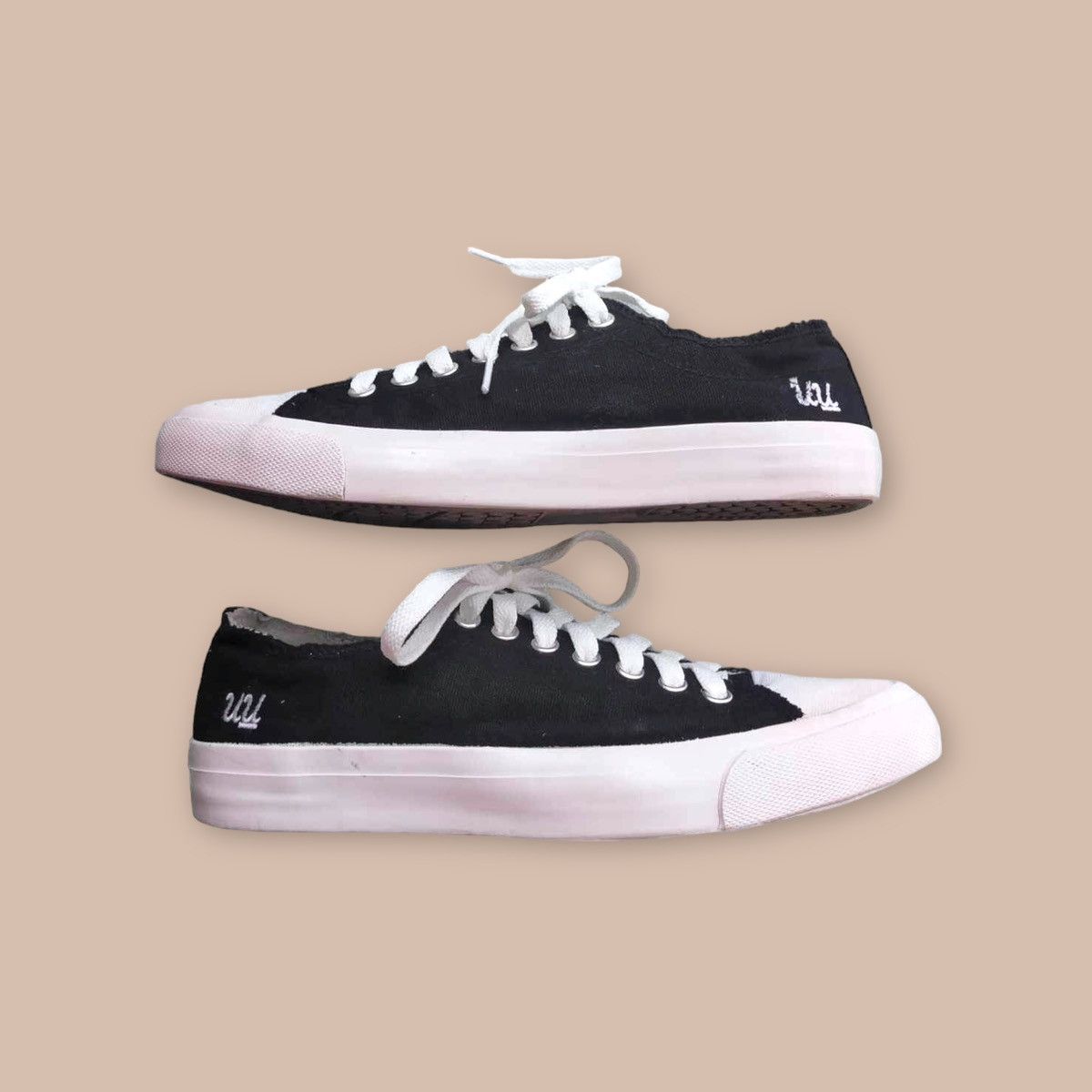 Undercover × Uniqlo Uniqlo x Undercover “UU” by Jun takahashi FW2012 Sneakers Size US 6 / EU 39 - 6 Thumbnail