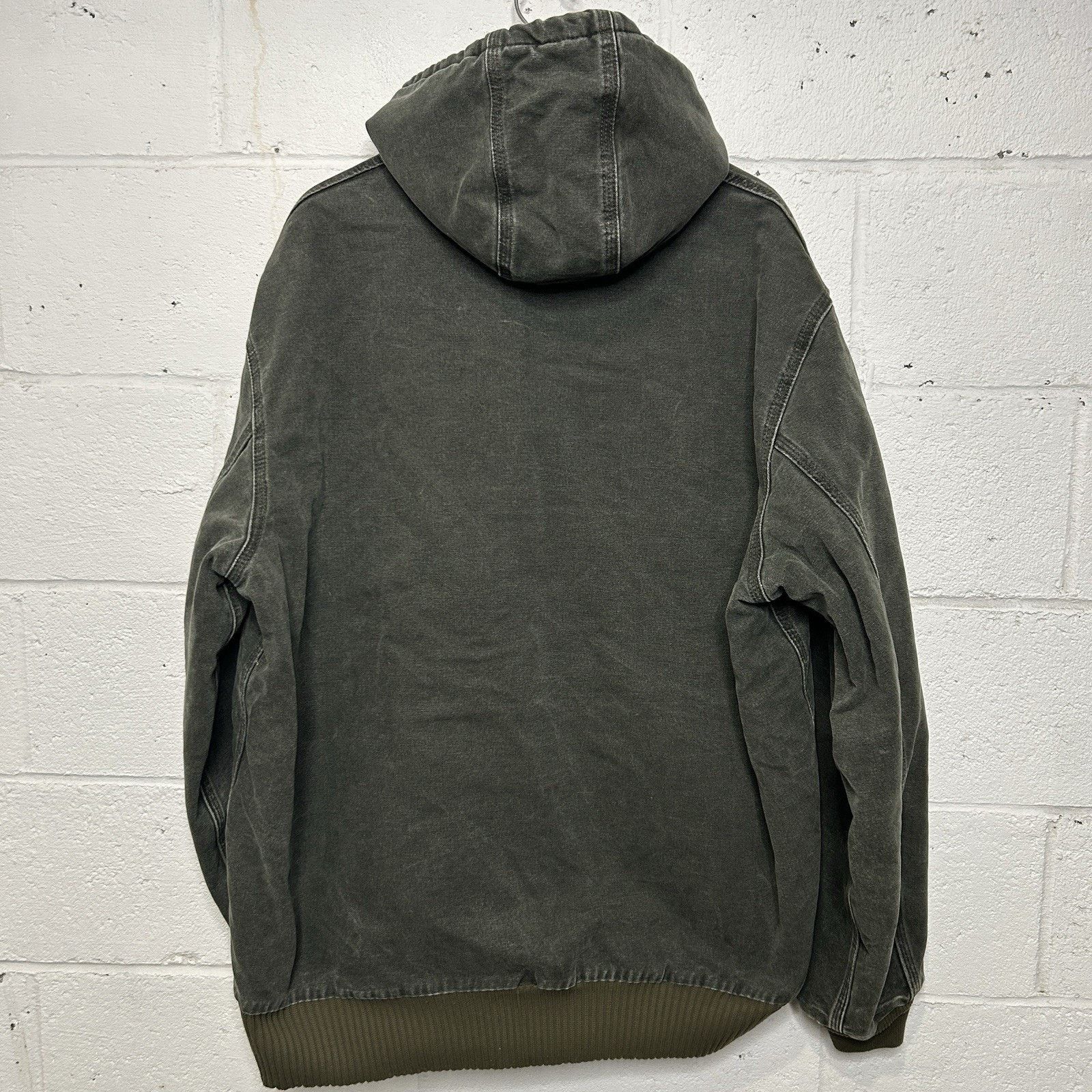 Carhartt Vintage Carhartt Quilted Hooded Active Jacket “Moss” J130 Size US XL / EU 56 / 4 - 2 Thumbnail