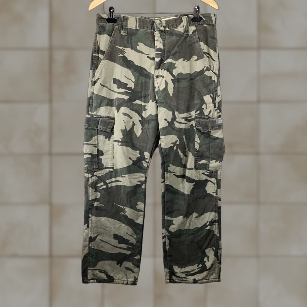 Wrangler VINTAGE Wrangler Cargo Pants Men's 32x28 Relaxed Fit Fleece Lined Camouflage Military Hunting Size US 32 / EU 48 - 1 Thumbnail