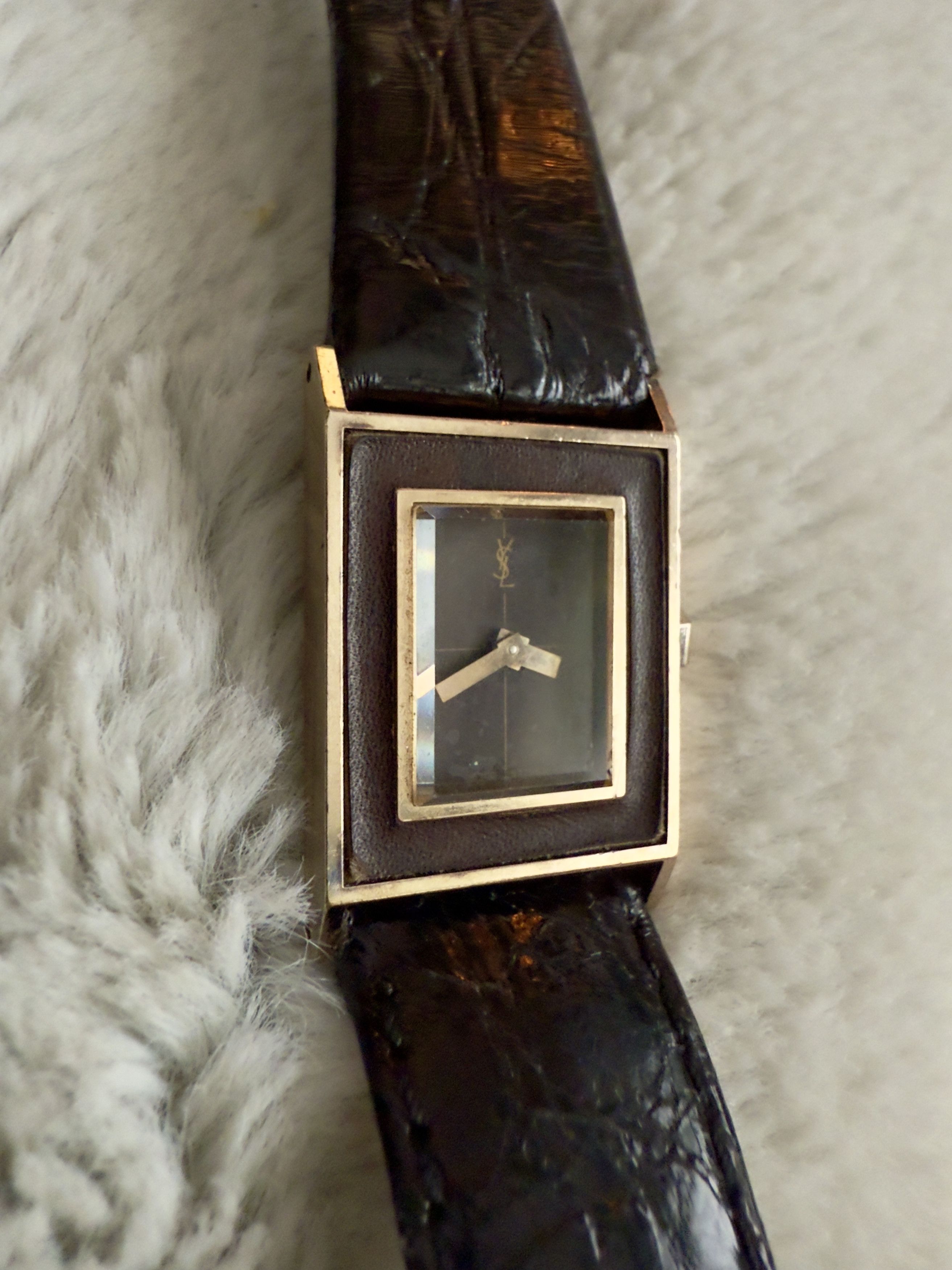 Yves Saint Laurent Vintage Yves Saint Laurent Tank Watch Ref: 4-676149 Size ONE SIZE - 3 Thumbnail