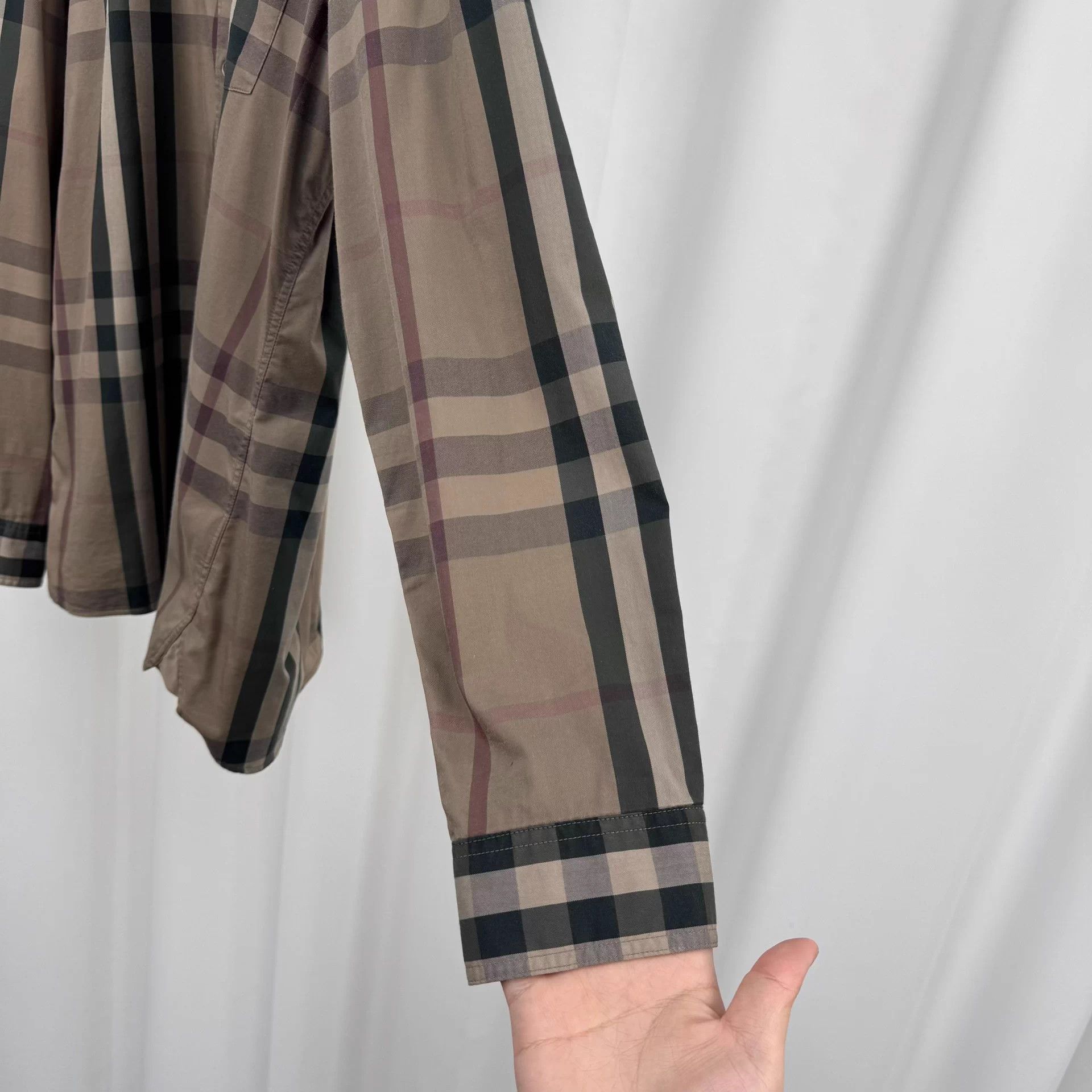 Burberry Burberry Check LS Shirt Size L Mint Size US L / EU 52-54 / 3 - 4 Thumbnail