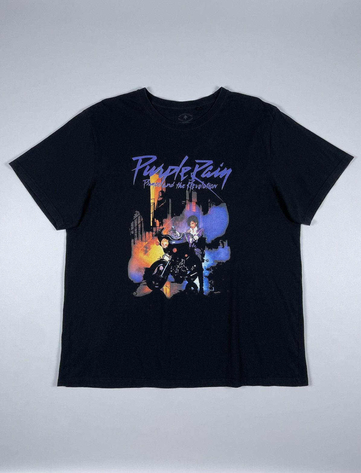 Band Tees Prince and the Revolution Purple Rain T-shirt Size US XL / EU 56 / 4 - 1 Thumbnail