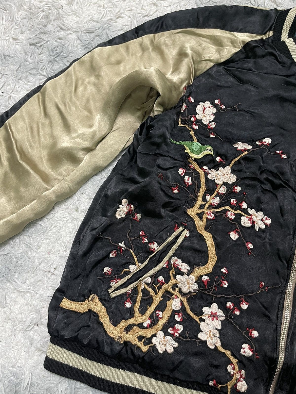 Toyo Enterprises VINTAGE SUKAJAN KOI FISH EMBROIDERED 💯 RAYON REVERSIBLE Size US L / EU 52-54 / 3 - 23 Thumbnail