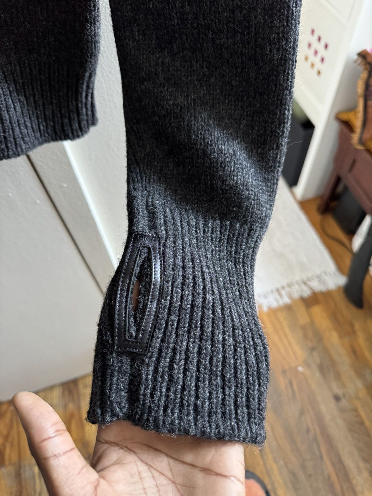 Dior × Hedi Slimane Dior Homme AW 2004 “victim of the crime” knitwear Size US M / EU 48-50 / 2 - 6 Thumbnail