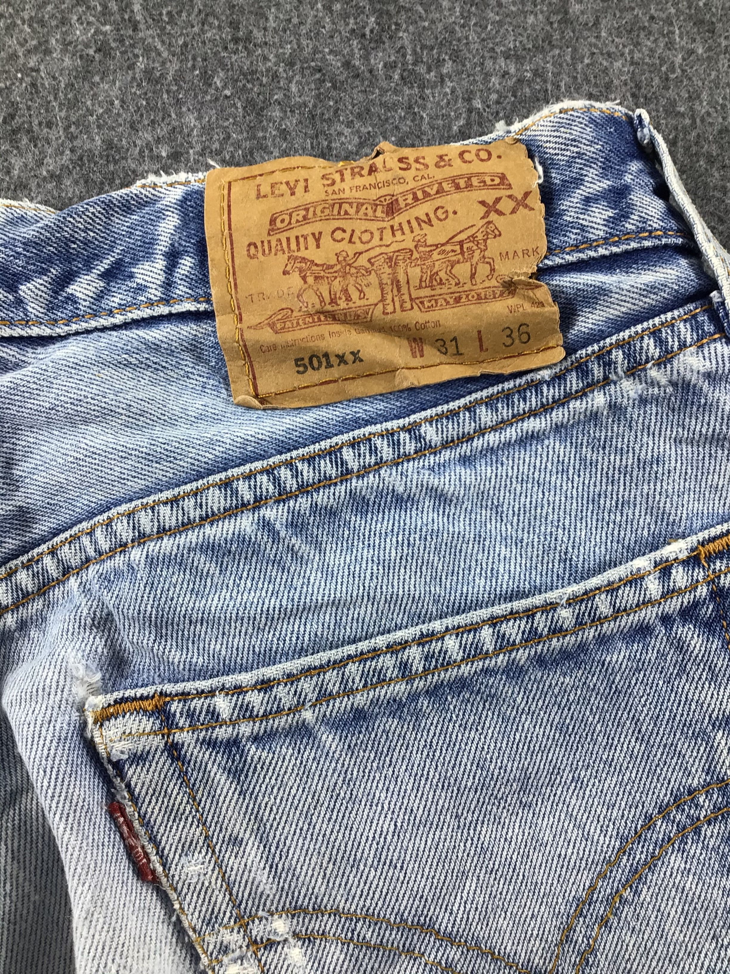 Levi's Vintage Levis 501xx Jeans Faded Blue Distressed Denim -J407 Size US 30 / EU 46 - 5 Thumbnail