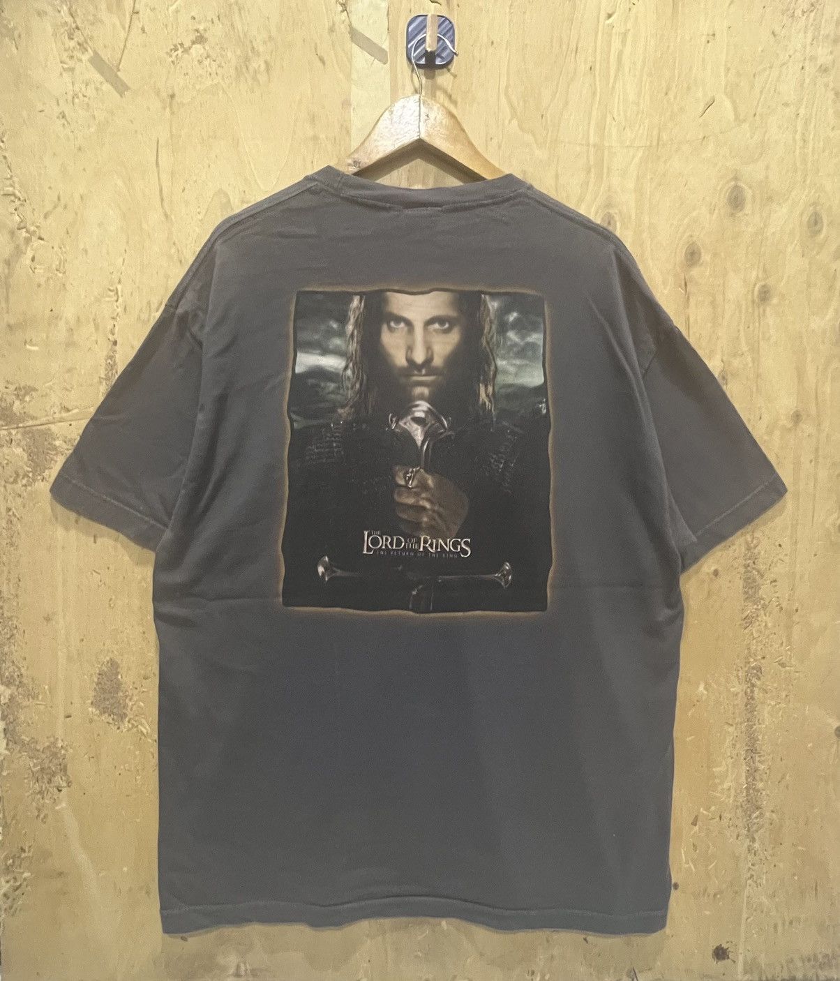 image of Movie x Vintage The Lord Of The Rings in Grey, Men's (Size XL)