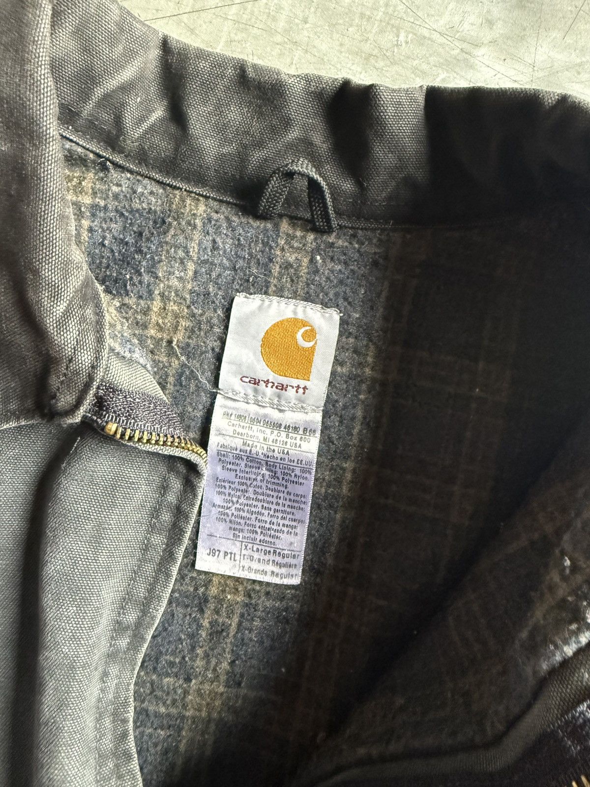 Carhartt Vintage Faded Black Carhartt Detroit Jacket Size US XL / EU 56 / 4 - 3 Thumbnail