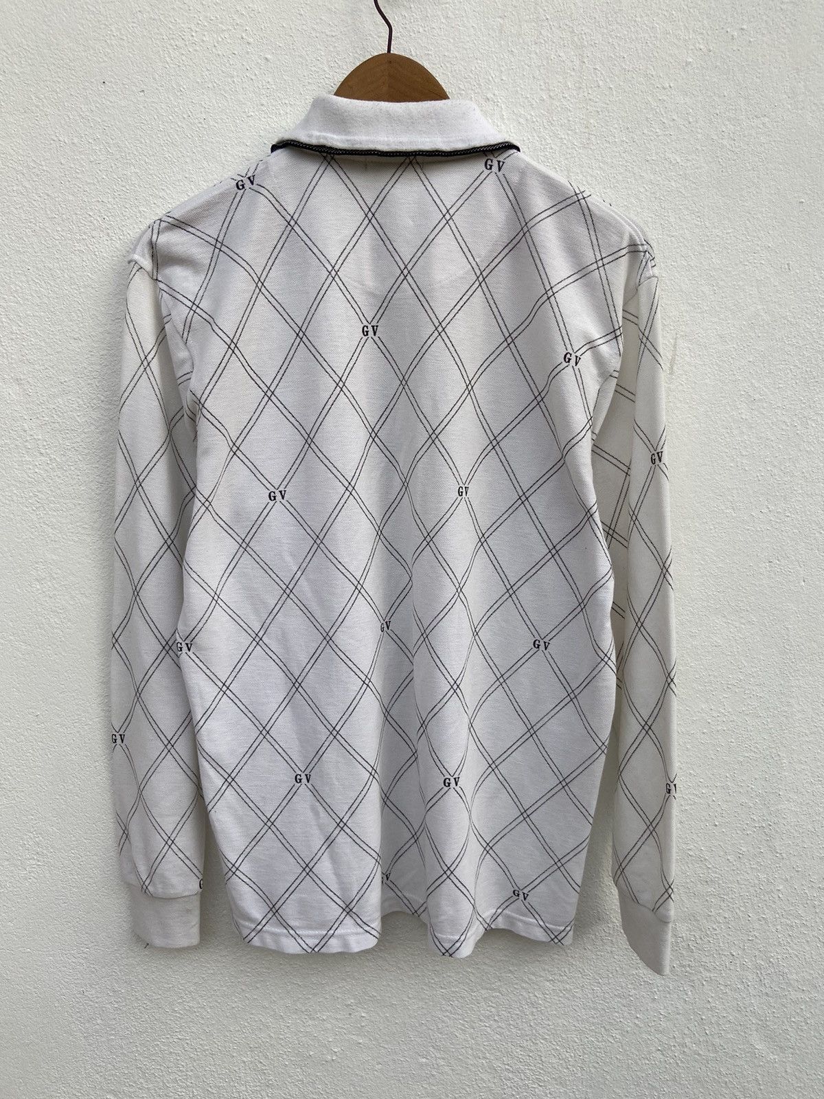 Gianni Valentino 🔥 Vintage Gianni Valentino polo long sleeve full print Size US L / EU 52-54 / 3 - 5 Thumbnail
