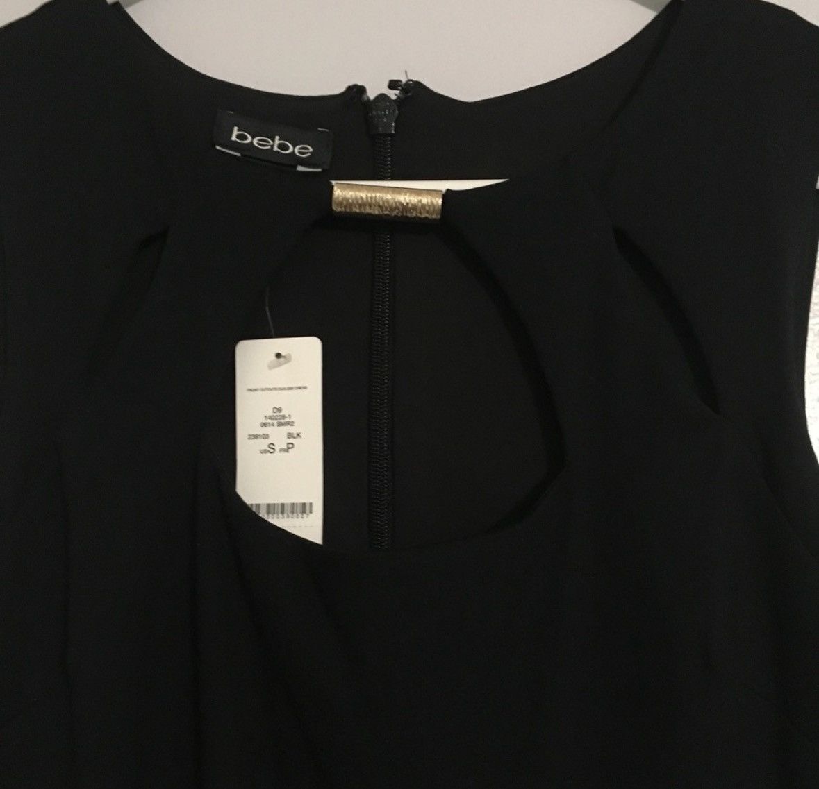 Bebe Bebe Front cutout sleeveless dress Size S / US 4 / IT 40 - 6 Thumbnail