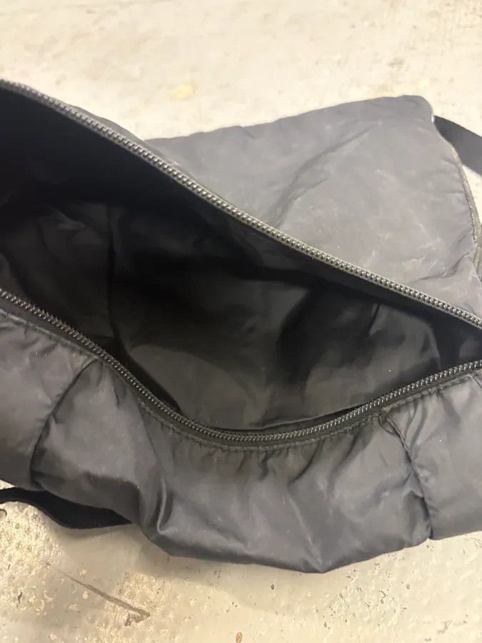 Prada 2000s Prada Black Linea Rossa Nylon Shoulder Bag Size ONE SIZE - 10 Thumbnail