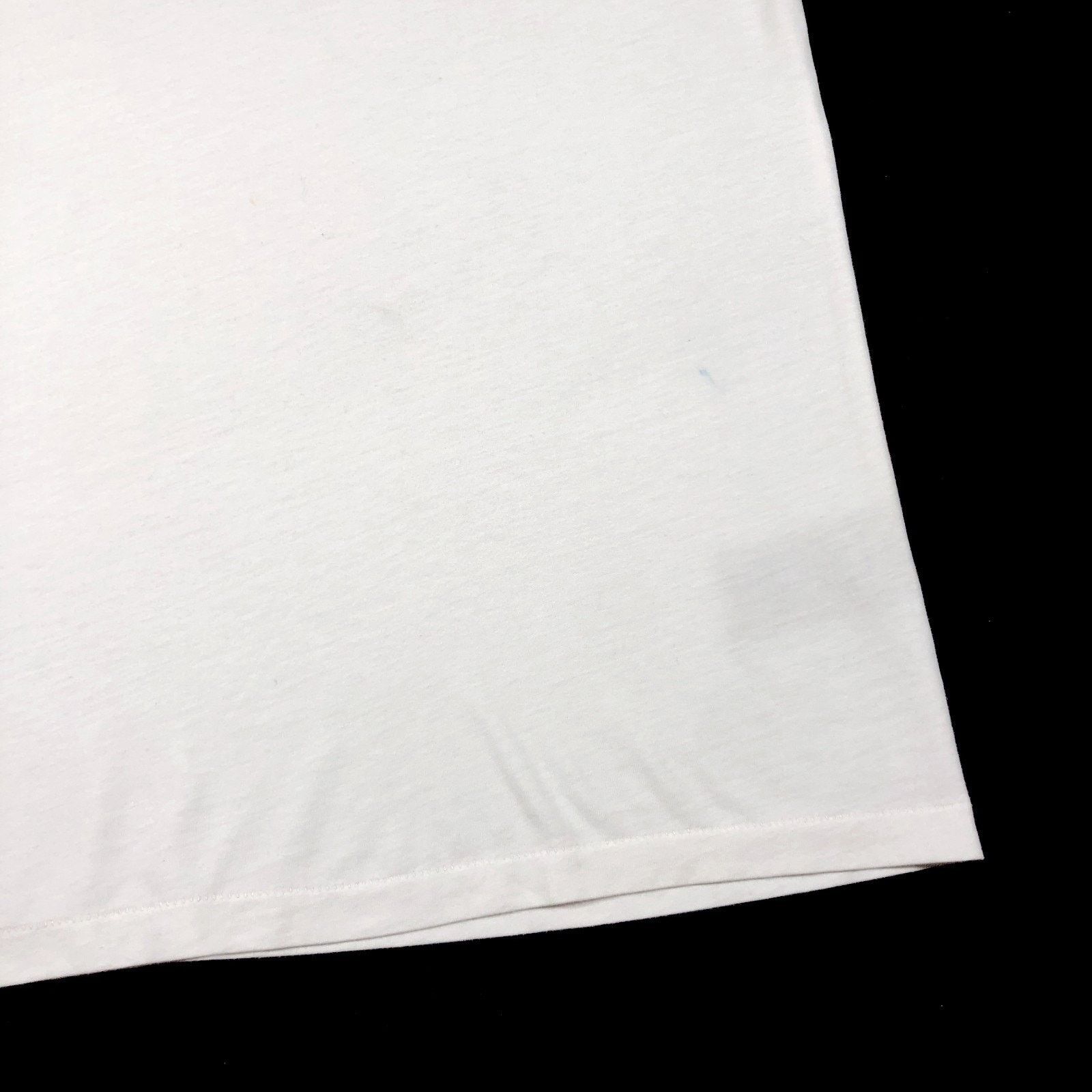 Burberry Burberry London Horse Logo V Neck Tee T Shirt White Size US S / EU 44-46 / 1 - 3 Thumbnail