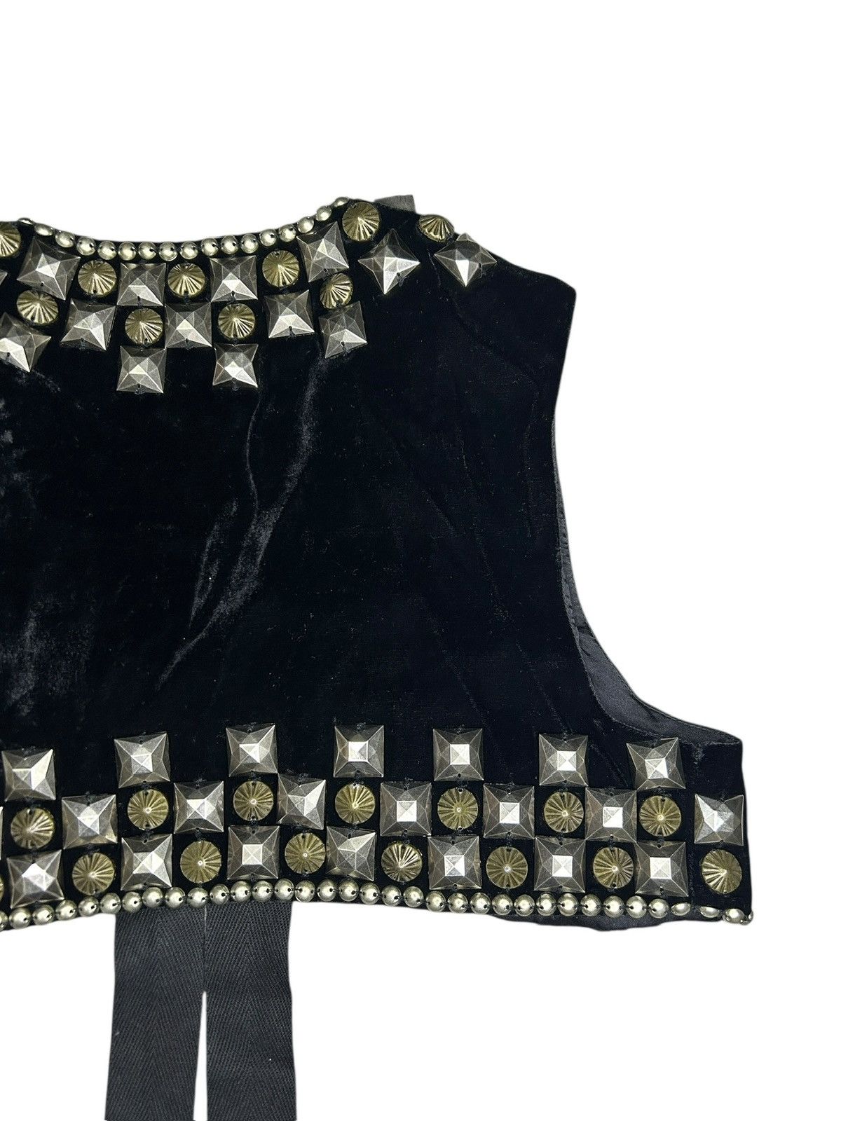 Givenchy F/W 08 Ricardo Tisci Studded Velvet Vest Size XS / US 0-2 / IT 36-38 - 7 Thumbnail