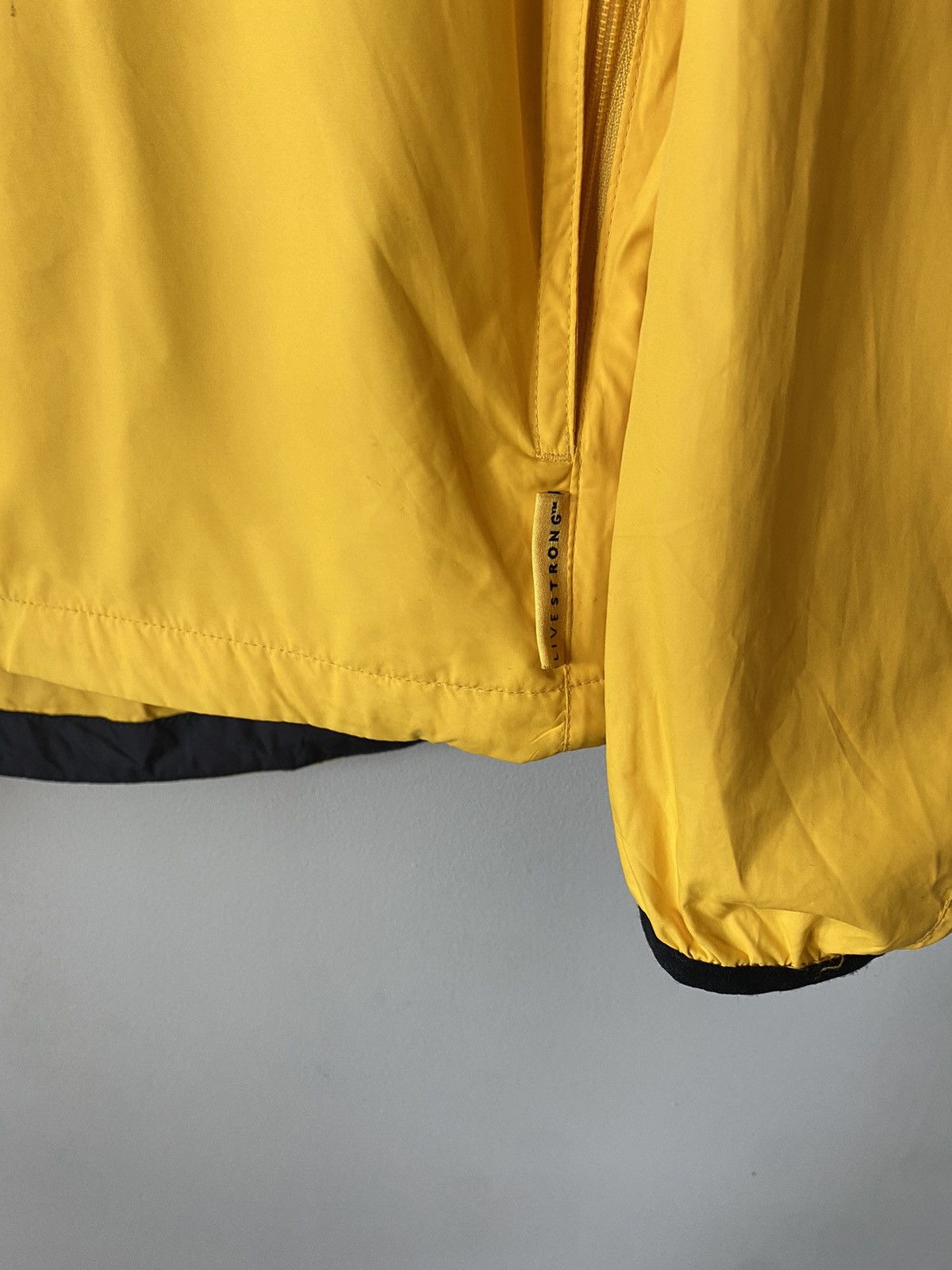 Nike Nike Livestrong Half-zip light track jacket Size US S / EU 44-46 / 1 - 5 Thumbnail