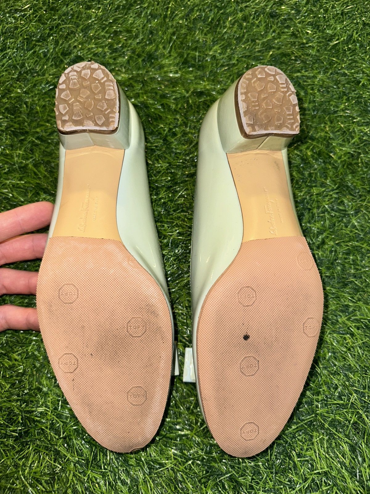Salvatore Ferragamo Salvatore ferragamo bow shoes size 8 Size US 8 / IT 38 - 6 Thumbnail