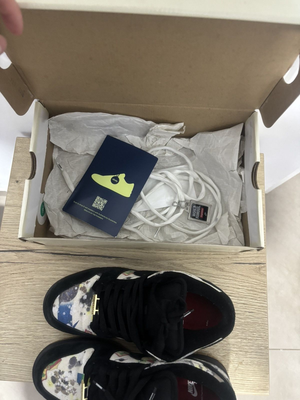 Nike SB Dunk sb supreme remelzze 8.5 Size US 8.5 / EU 41-42 - 8 Thumbnail
