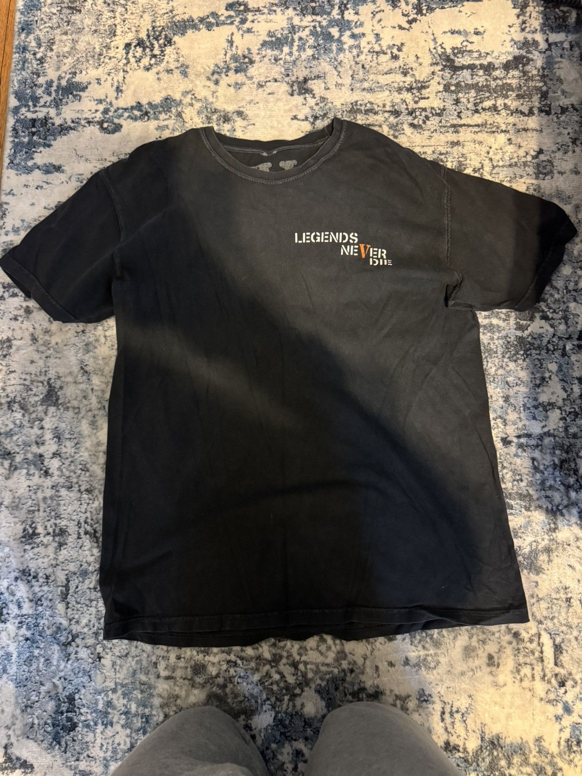 Vlone Juice wrld x Vlone Size US L / EU 52-54 / 3 - 1 Thumbnail