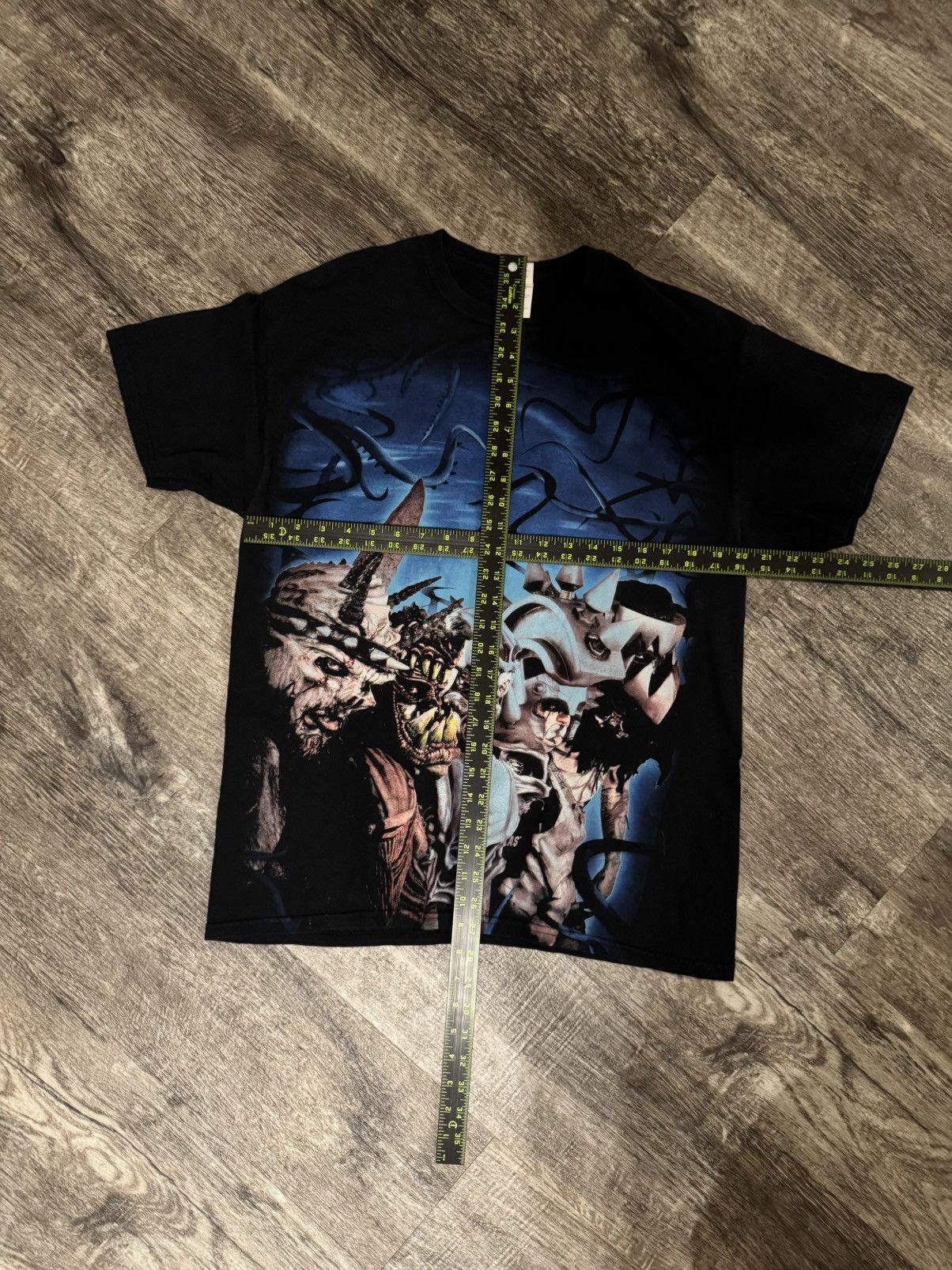 Gildan RARE GWAR AOP band tee Size US L / EU 52-54 / 3 - 4 Thumbnail