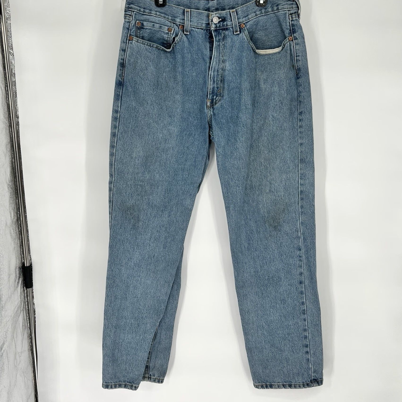 Levi's Levi's 550 Jeans Mens 36x30 Blue Relaxed Tapered Denim Medium Wash Casual Size US 36 / EU 52 - 4 Thumbnail
