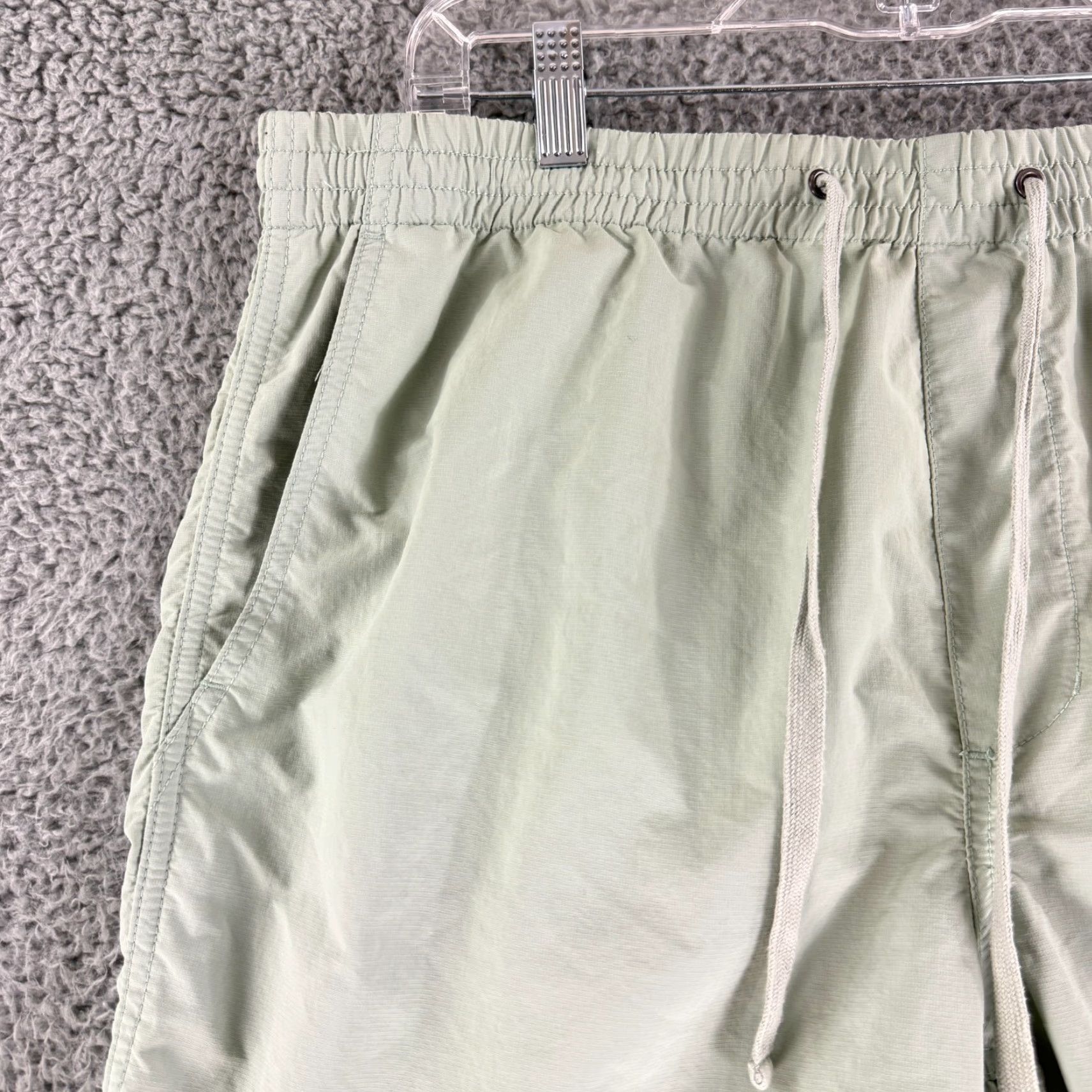 Madewell Madewell (RE)sourced Everywhere Short Mens Large Green Pull On Elastic Waist Chino Pocket Breathable Lightweight Regular Size US 33 - 2 Thumbnail
