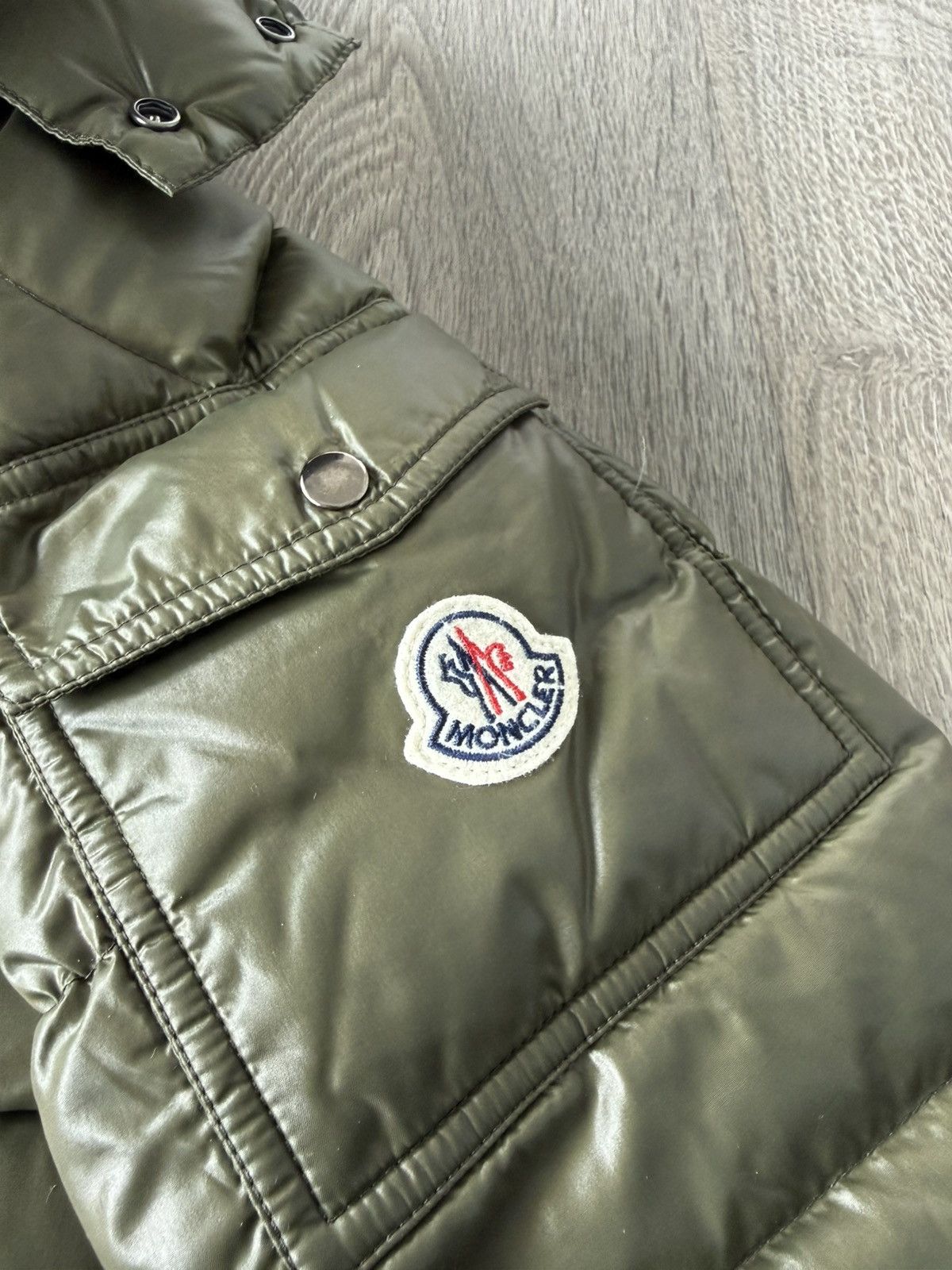 Moncler Moncler Maya Hooded Short Down Jacket Olive Green Size US S / EU 44-46 / 1 - 5 Thumbnail