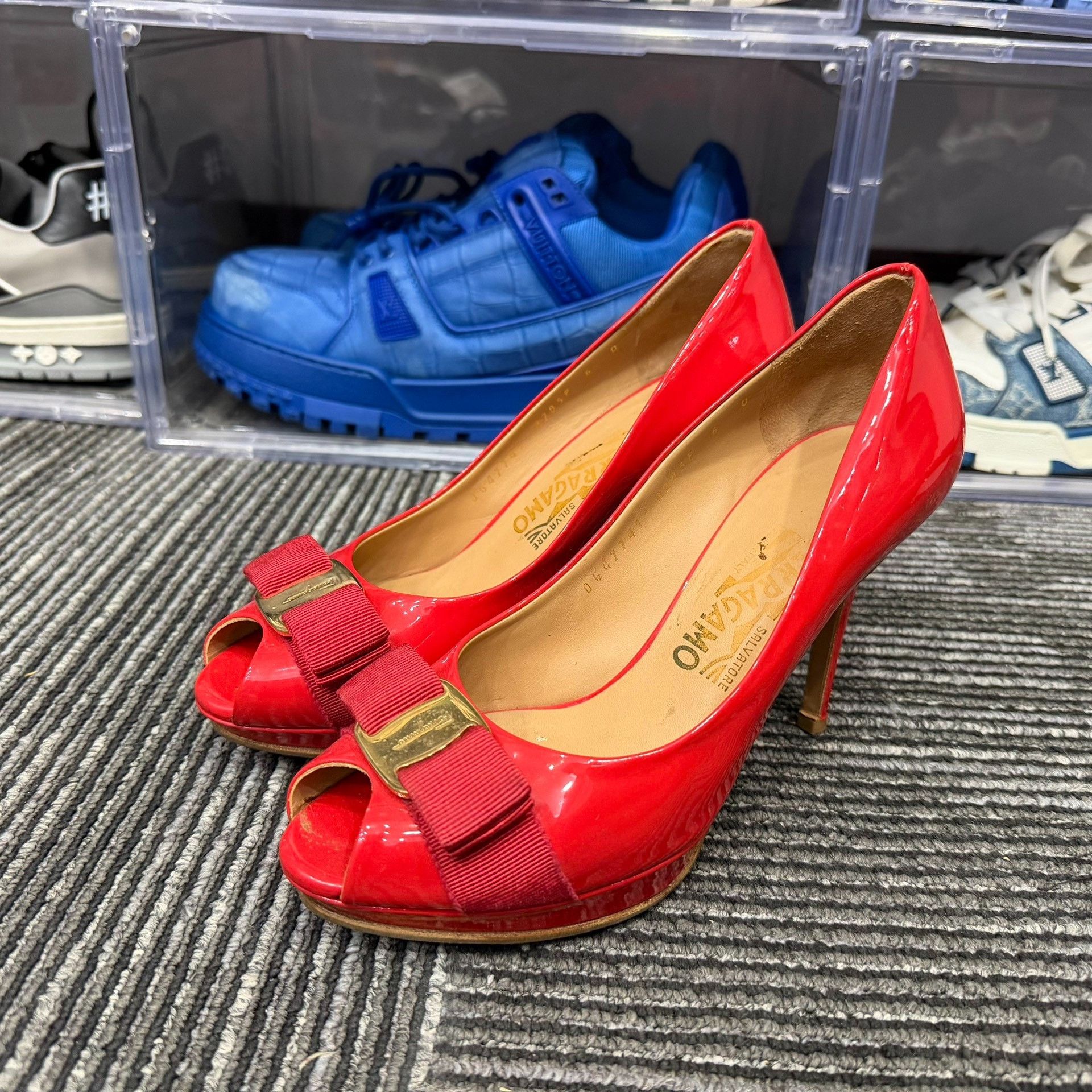 Salvatore Ferragamo Salvatore Ferragamo Red Lowtop Sneakers us_6 Women Size US 6 / IT 36 - 1 Thumbnail