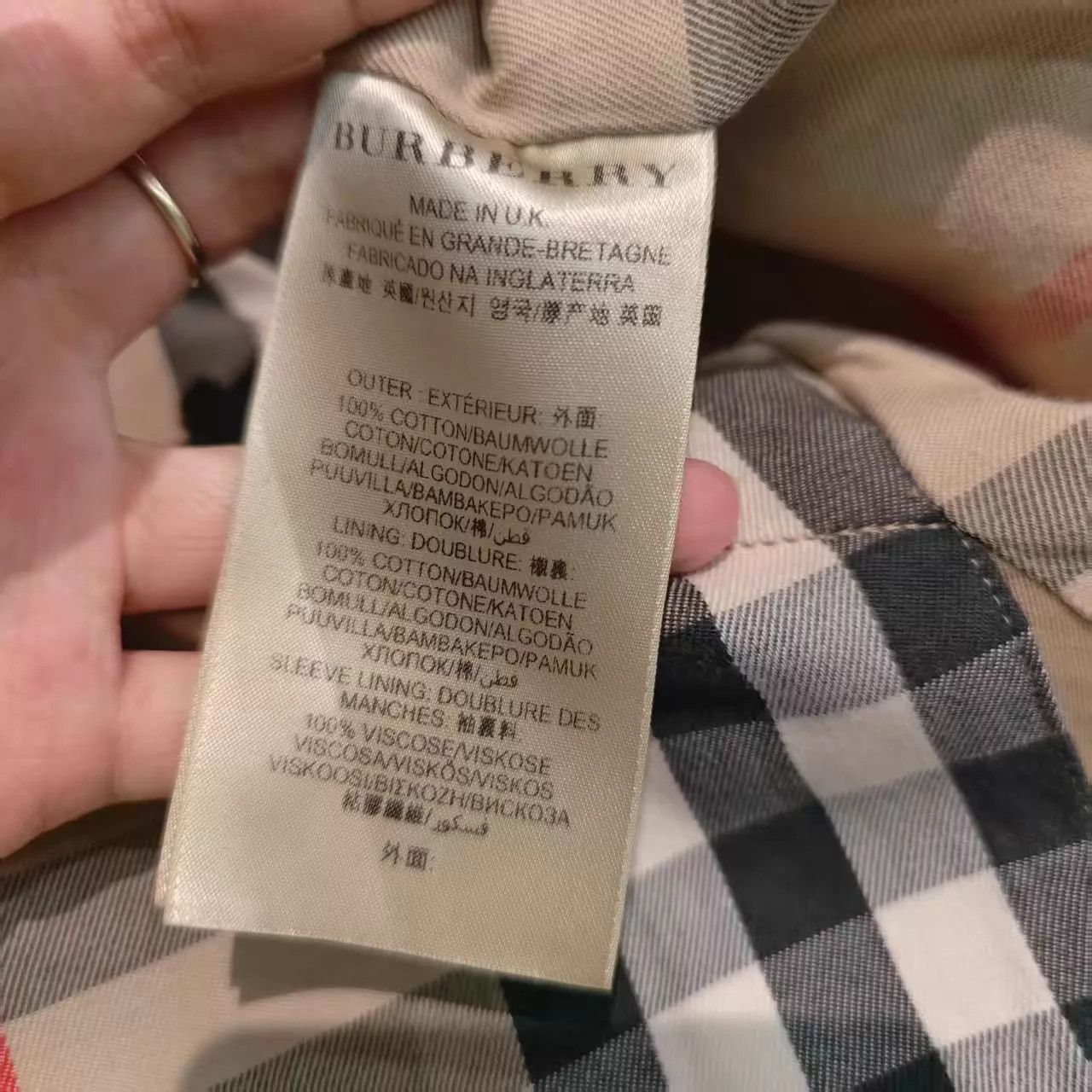 Burberry Burberry Belted Notch Lapel Solid Trench Coat S Size S / US 4 / IT 40 - 5 Thumbnail