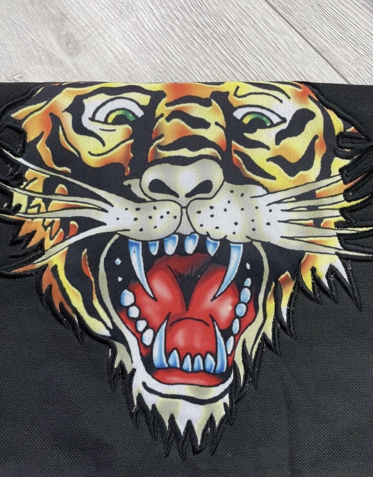Christian Audigier × Ed Hardy × Vintage 🔥Ed Hardy Tiger Vintage Messenger Bag🔥 Size ONE SIZE - 4 Thumbnail