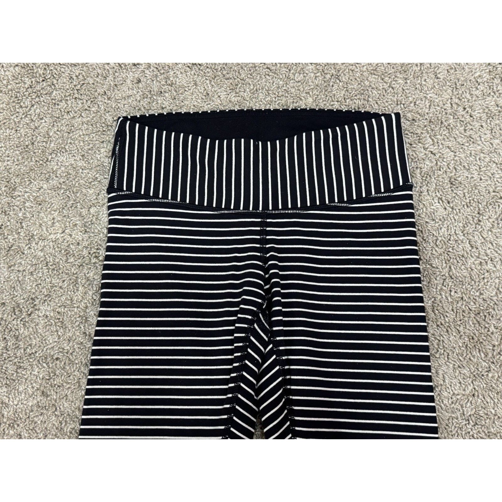 Lululemon LULULEMON Wunder Under Crop Parallel Striped Leggings Size 6 Size 28" / US 6 / IT 42 - 5 Thumbnail