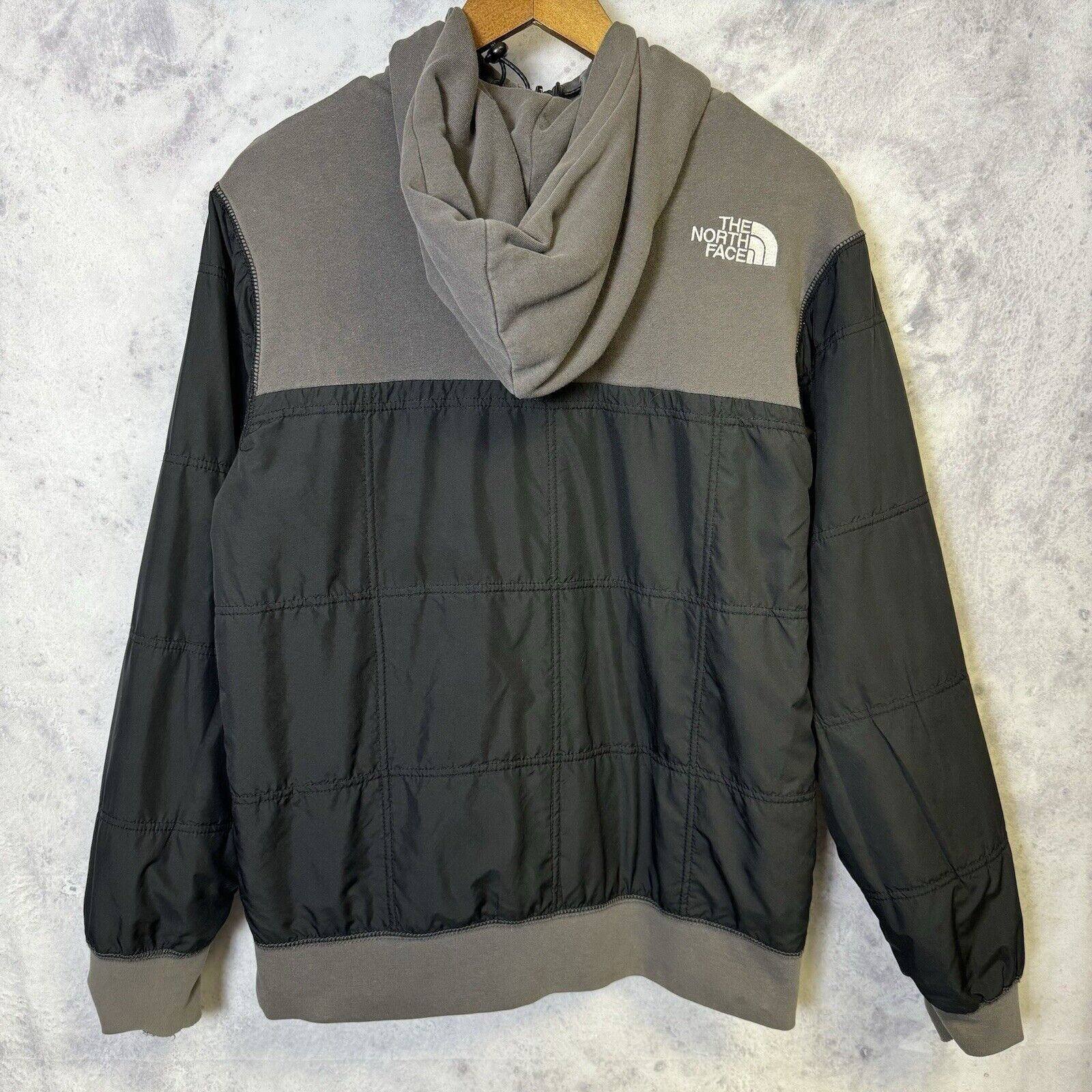 The North Face The North Face Reversible Jacket Hooded Mens Small Black/Gra Size US S / EU 44-46 / 1 - 2 Thumbnail
