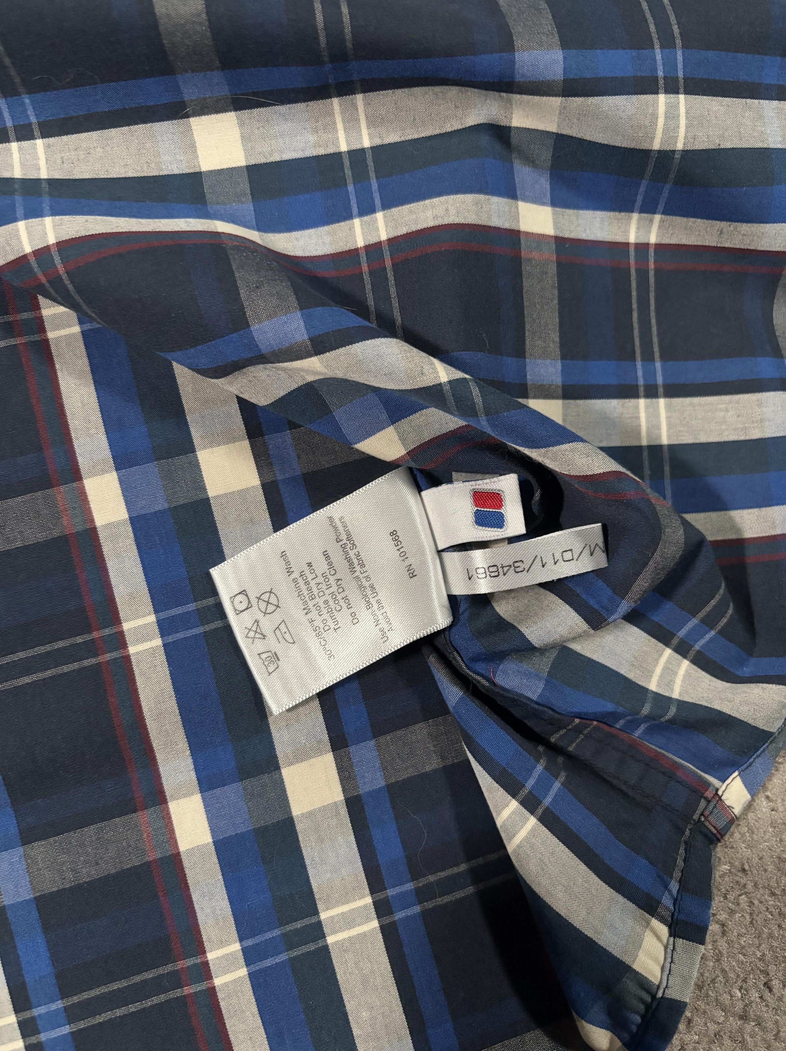 Berghaus Shirt Berghause L Checked Color Short Sleeve Pocket Size US L / EU 52-54 / 3 - 6 Thumbnail