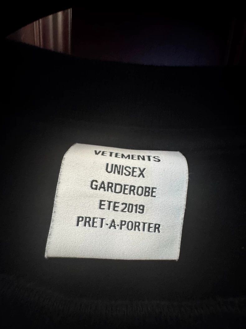 Vetements Vetements Portrait Short-Sleeve T-Shirt Size US S / EU 44-46 / 1 - 2 Thumbnail