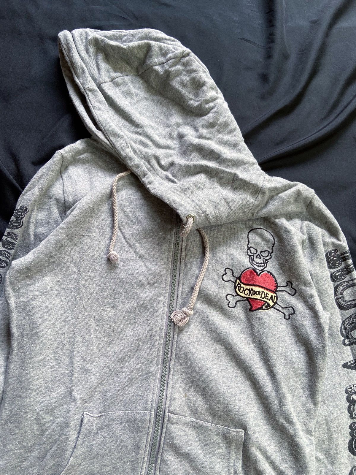Japanese Brand 🌸ROCK NOT DEAD ZIP HOODIE Size US S / EU 44-46 / 1 - 6 Thumbnail