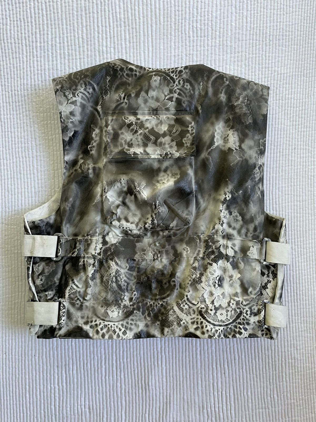 Handmade Sexy Perfect Painted Tactical Vest Size US M / EU 48-50 / 2 - 2 Thumbnail