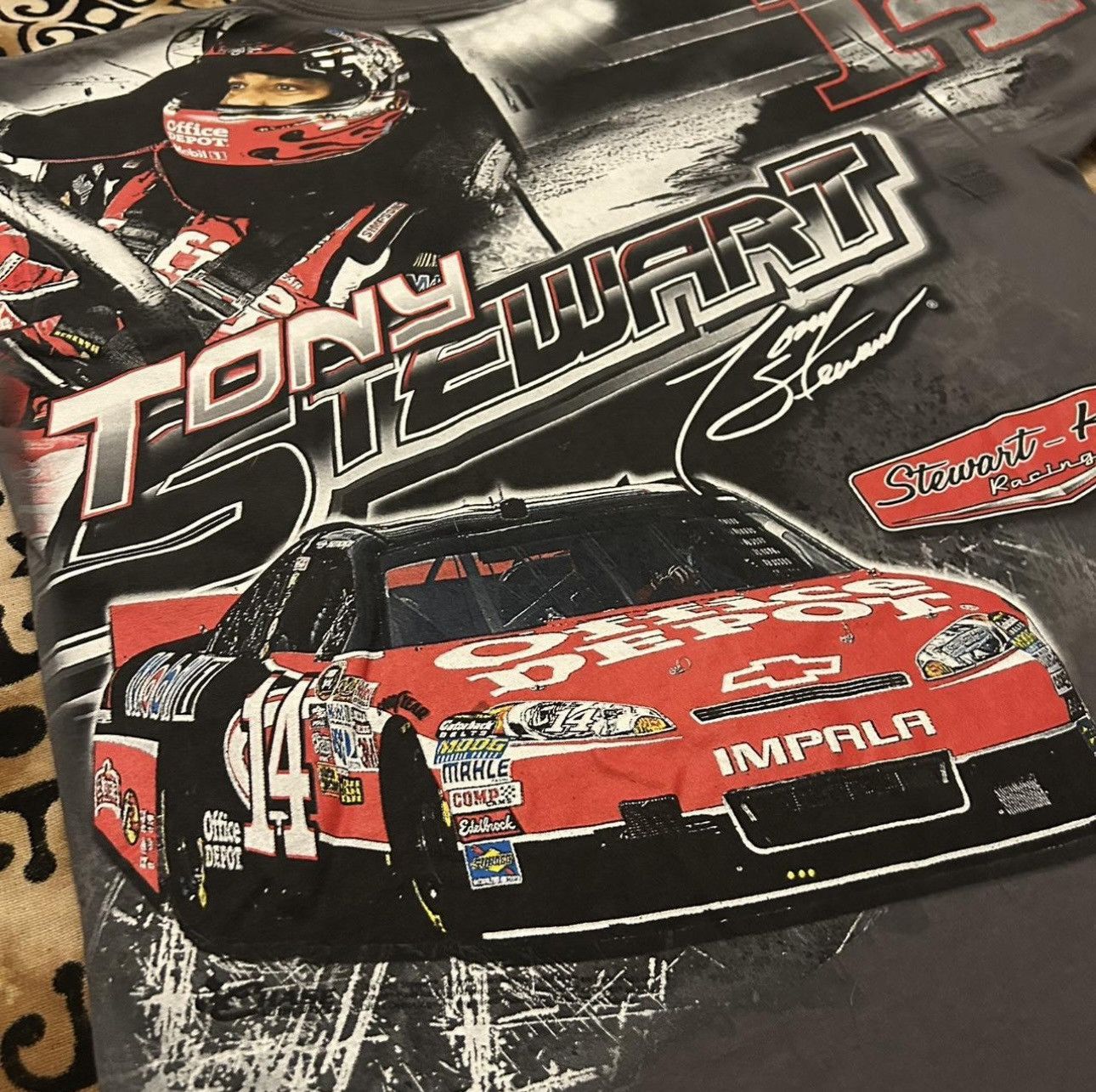 Chase Authentics × NASCAR NASCAR Tony Stewart graphic shirt Size US L / EU 52-54 / 3 - 4 Thumbnail