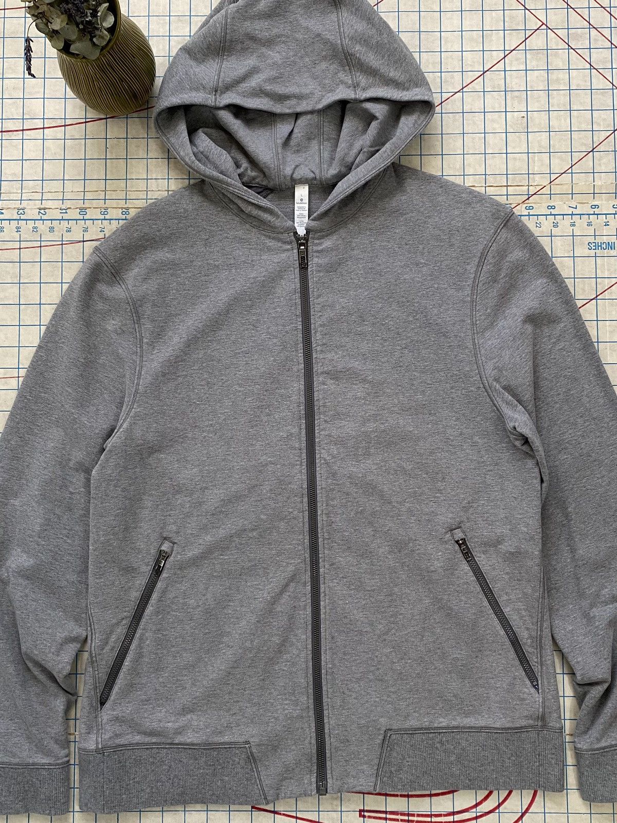 Lululemon Lululemon Athletic Full Zip Hoodie Large Grey Size US L / EU 52-54 / 3 - 3 Thumbnail
