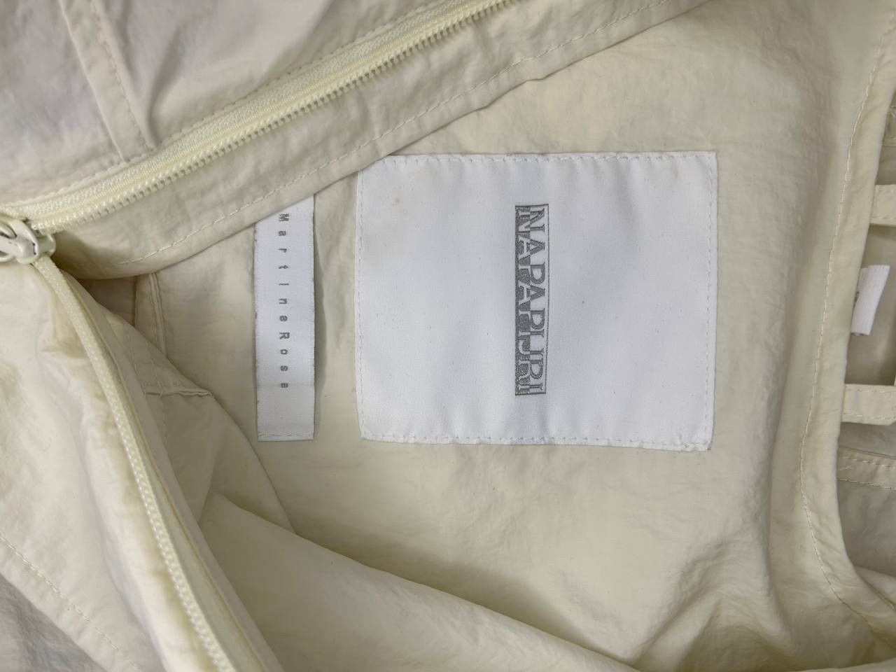 Martine Rose × Napapijri Napapijri x Martine Rose Packable Coat (0410) Size XS / US 0-2 / IT 36-38 - 9 Thumbnail