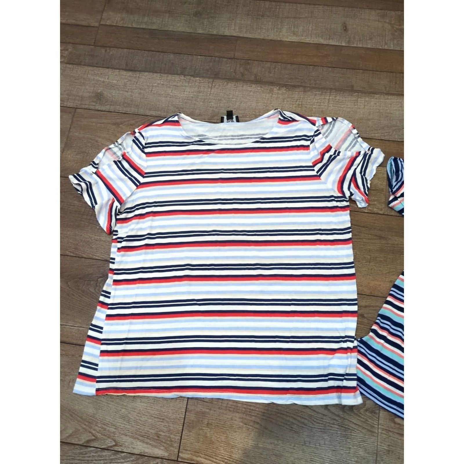 Jones New York Jones New York Signature Womens Striped Cold Shoulder Knit Top XL Crew Neck Short Sleeve Blouse Multicolor Knit Size XL / US 12-14 / IT 48-50 - 2 Thumbnail