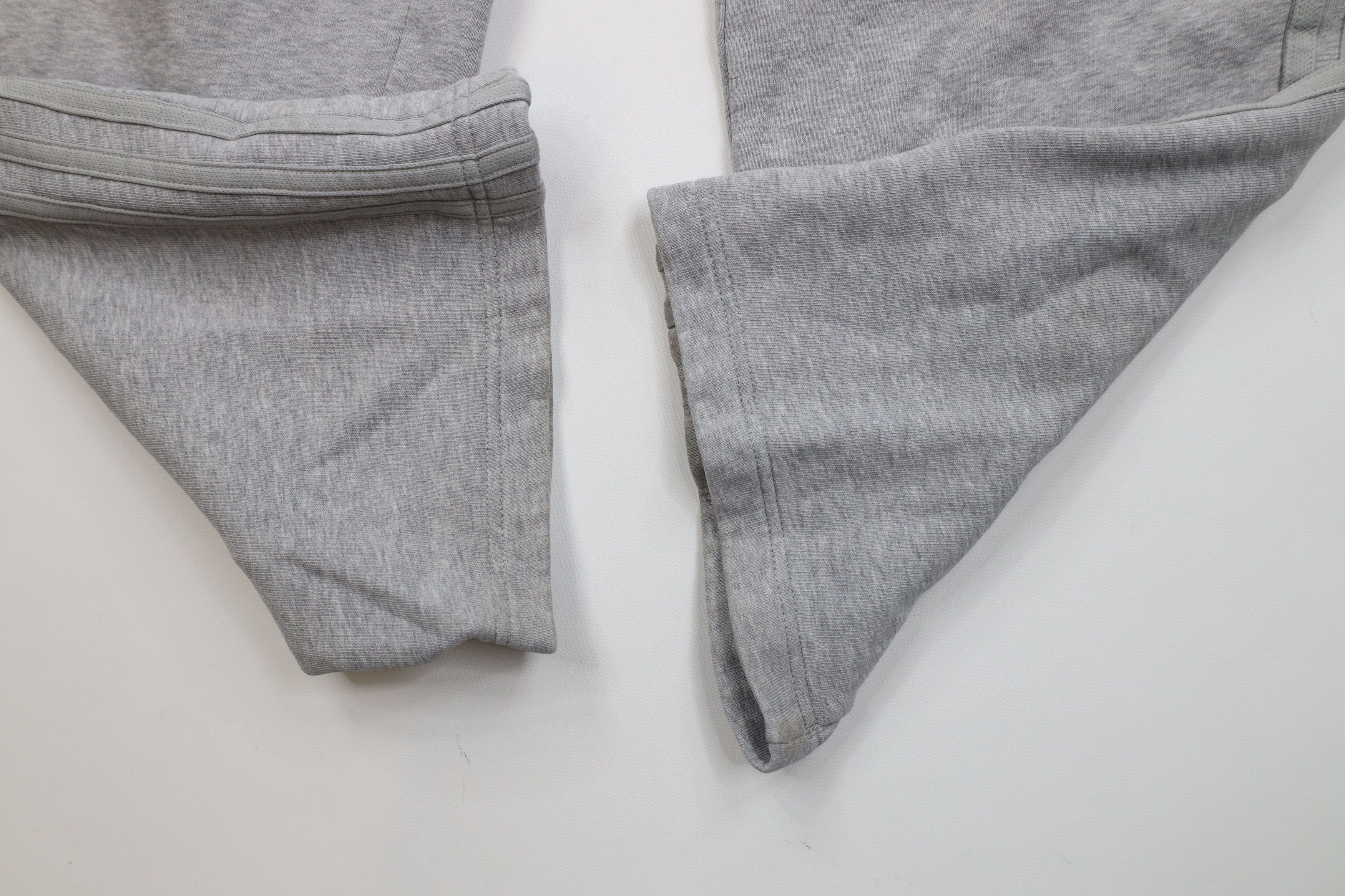 Adidas Vintage Y2K Adidas Spell Out Striped Wide Leg Sweatpants Size US 32 / EU 48 - 7 Thumbnail