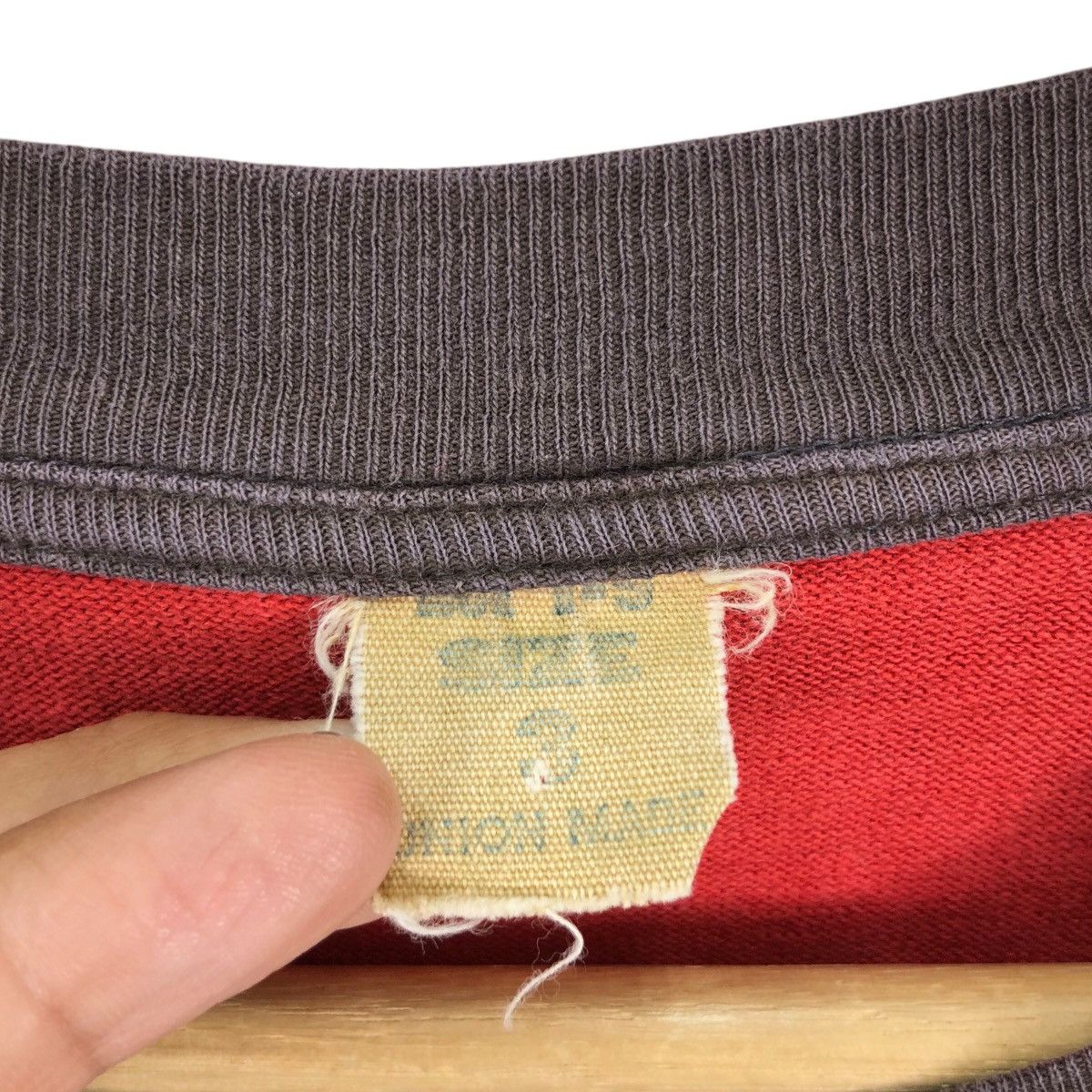 Vintage Vintage MIAMI Long Sleeve T Shirt Union Made Size 3 Size US S / EU 44-46 / 1 - 4 Thumbnail