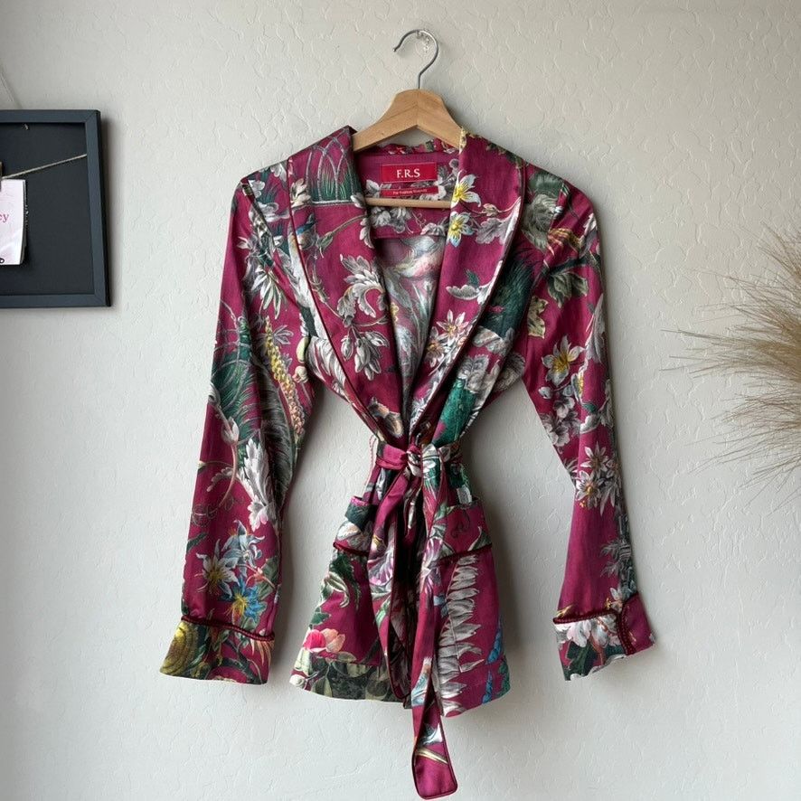 F.R.S F.R.S For Restless Sleepers Floral Silk Kimono Jacket Sz XS Size XS / US 0-2 / IT 36-38 - 2 Thumbnail