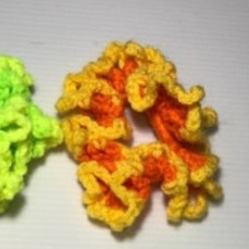 Handmade NWT Neon Handmade Crocheted Hair Scrunchie by Dawny Set of 4 Size ONE SIZE - 4 Thumbnail