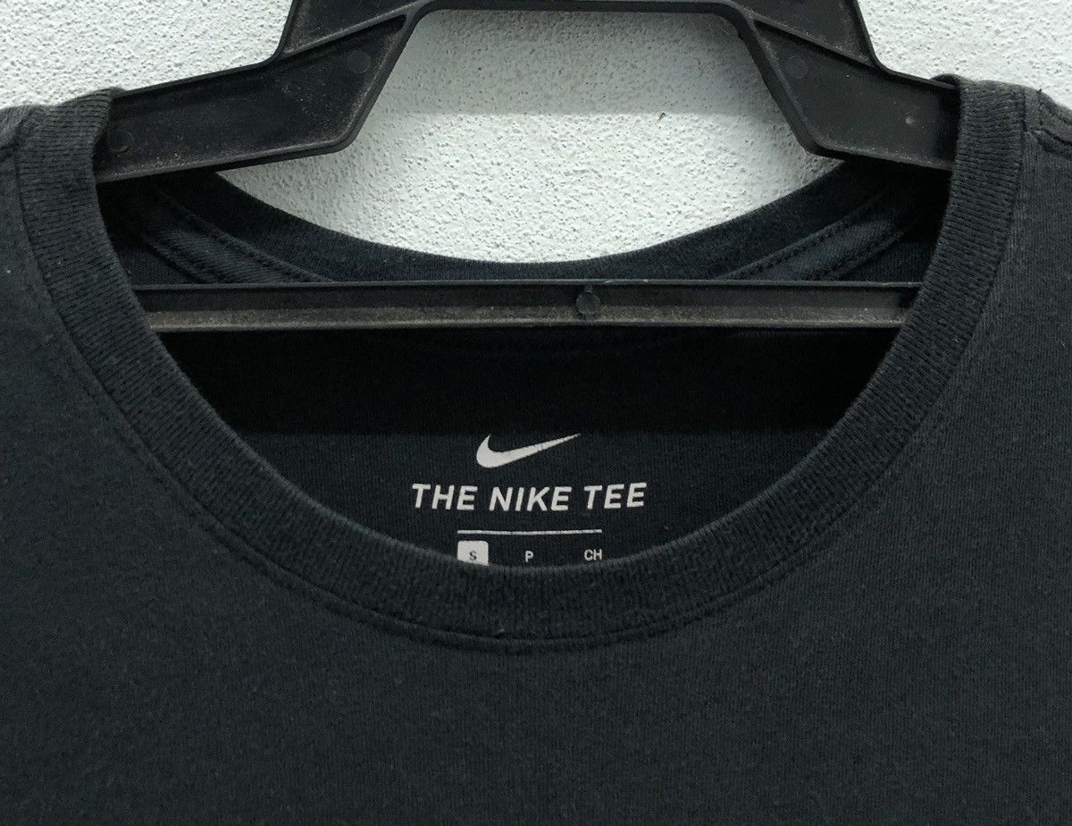 Nike Vintage The Nike Tee Nike Dri-Fit T-Shirt Size US S / EU 44-46 / 1 - 5 Thumbnail