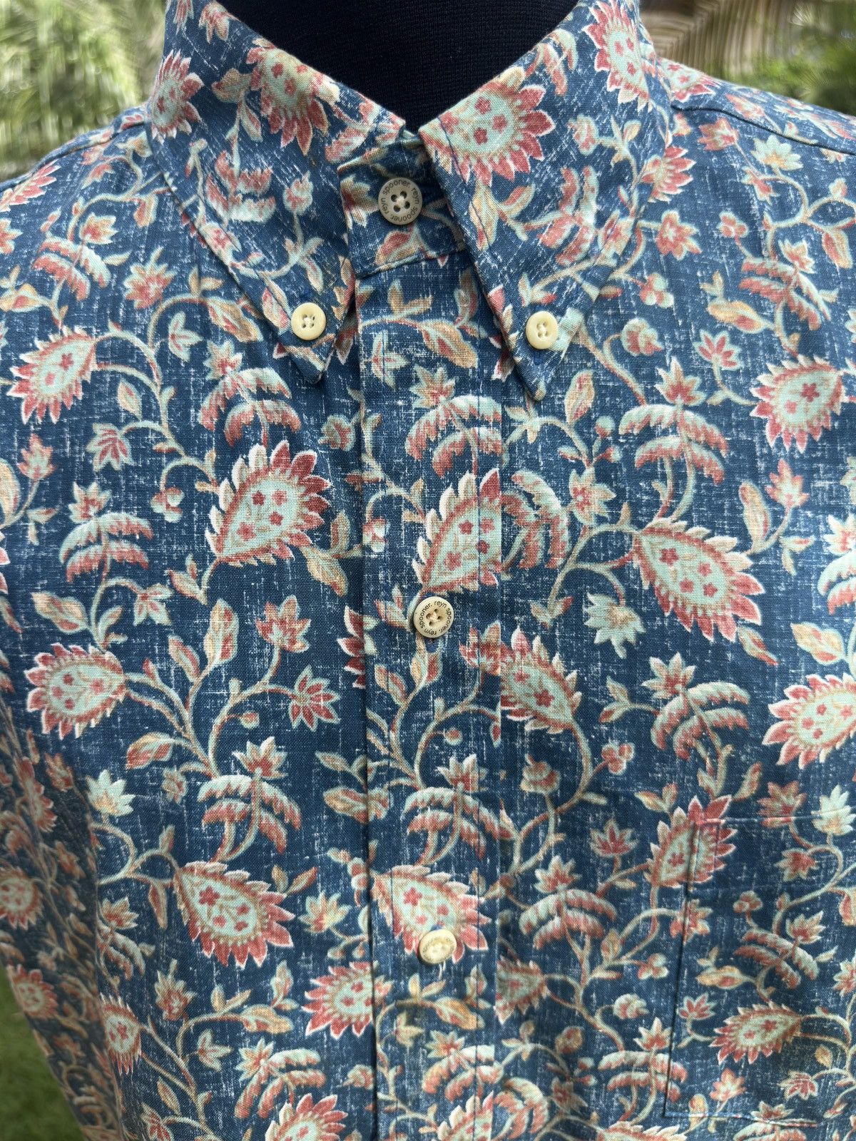 Reyn Spooner PreOwned Reyn Spooner Multicolored Hawaiian Print Men's XL Size US XL / EU 56 / 4 - 3 Thumbnail