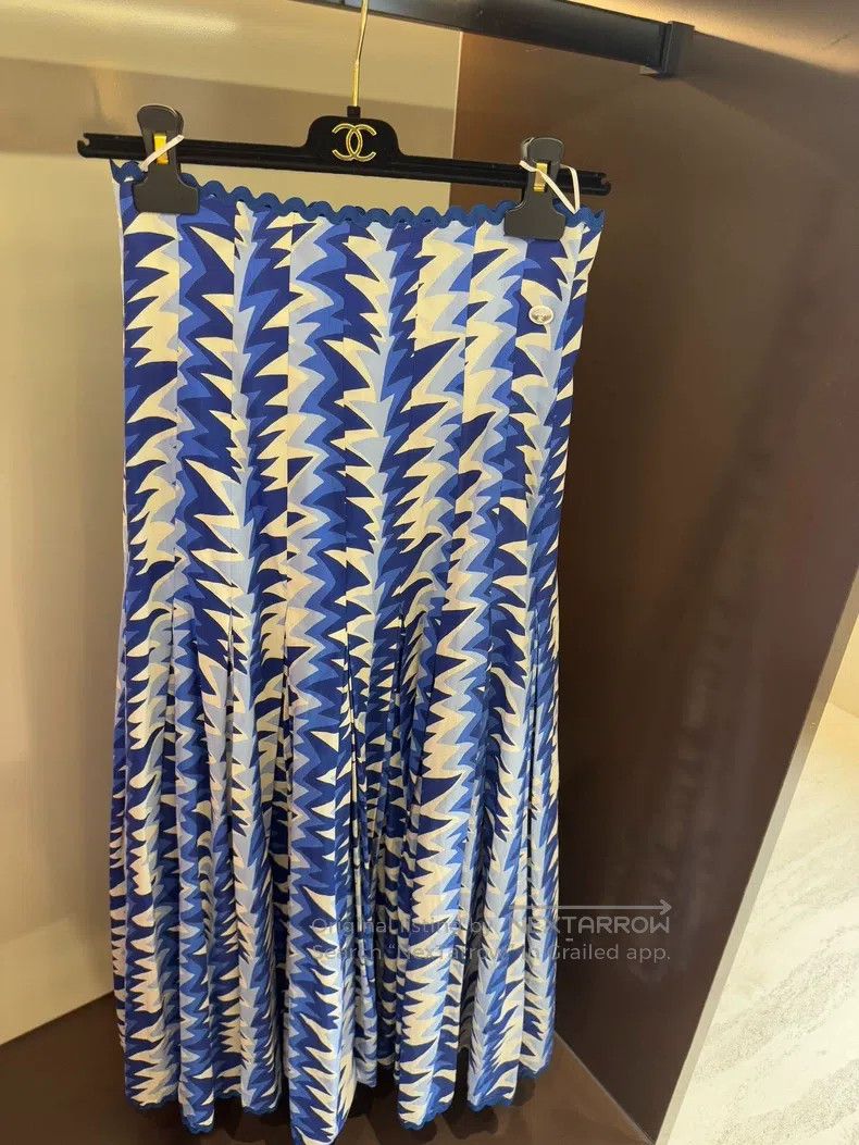 Chanel Chanel 2019 Early Spring Vacation Cruise Series Cawax Skir Size 24" / US 00 / IT 34 - 1 Thumbnail