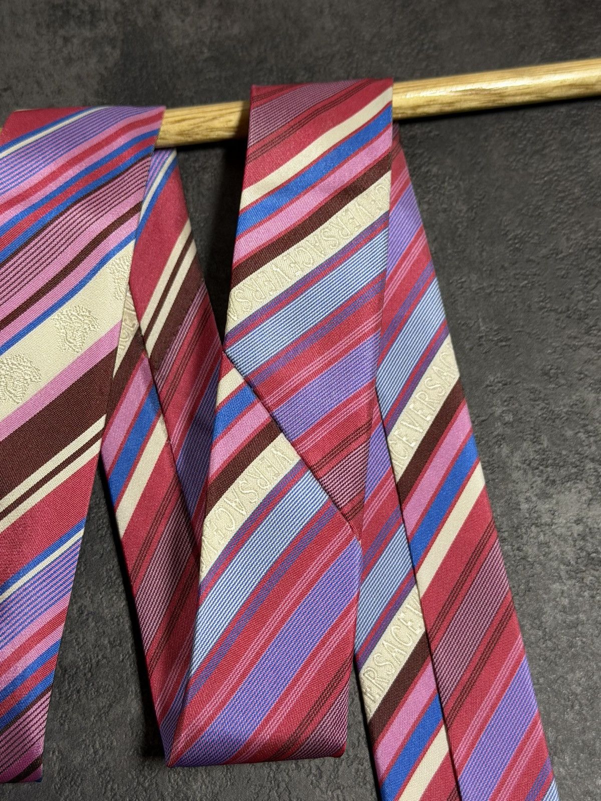 Versace Rare Vintage Versace Medusa Striped Silk Tie ysl gucci prada Size ONE SIZE - 7 Thumbnail