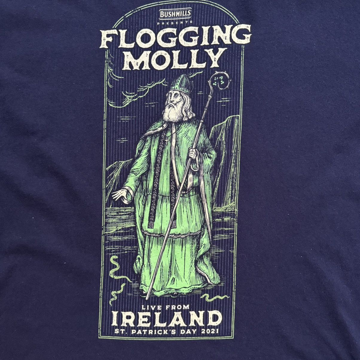 Band Tees Flogging Molly Live From Ireland T-Shirt Size US XL / EU 56 / 4 - 4 Thumbnail