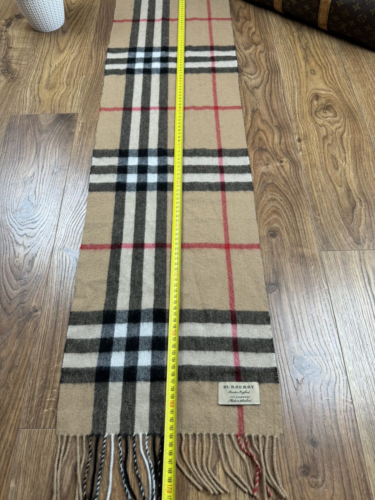 Burberry Vintage cashmere scarf Burberry’s 90s original luxury item Size ONE SIZE - 5 Thumbnail