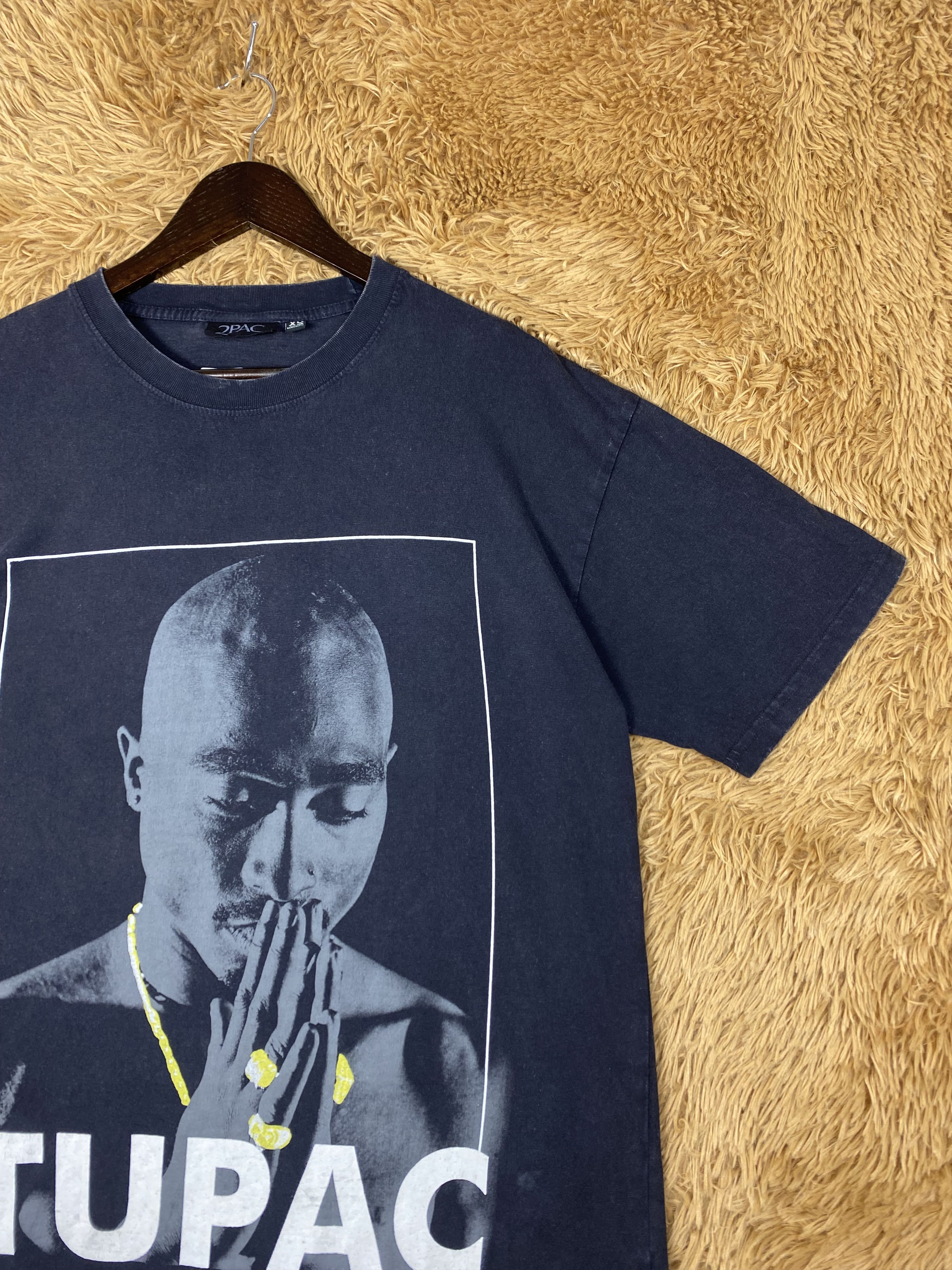 Band Tees Vintage Tupac Short Sleeve T-Shirts PT0065 Size US XS / EU 42 / 0 - 3 Thumbnail
