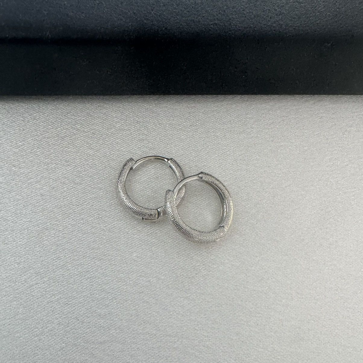 Other Small Hoop Earrings for Men Women Streetwear Unisex Style Size ONE SIZE - 2 Thumbnail