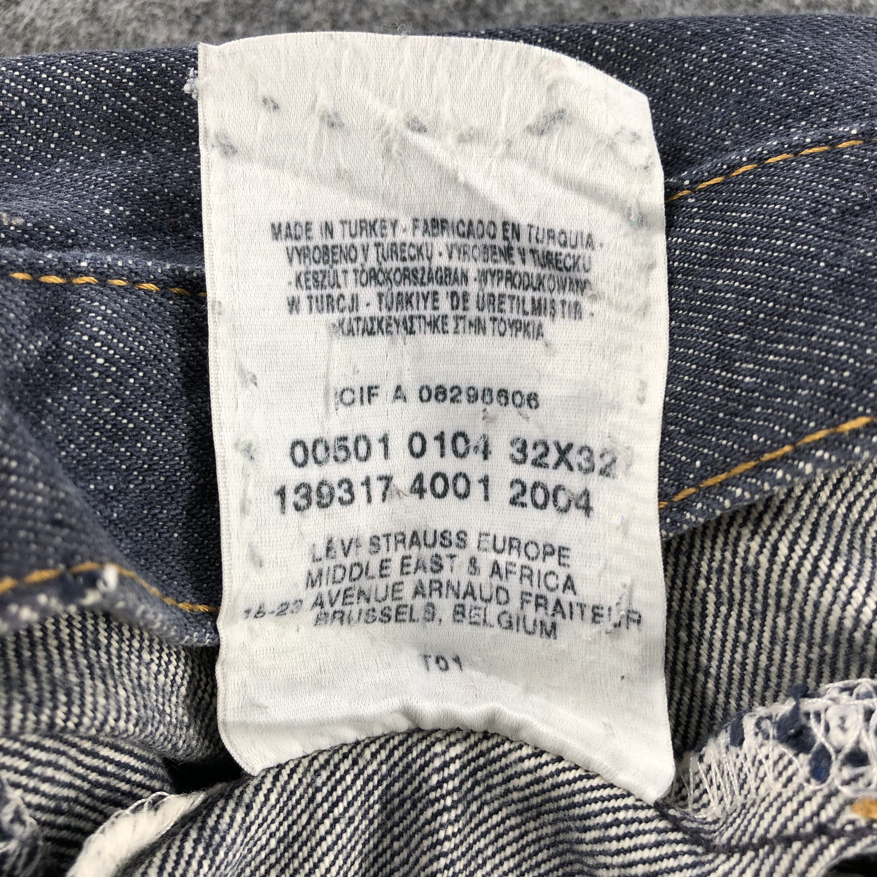 Levi's × Vintage Vintage 90s Distress Levis 501 Jeans-JM1552 Size US 32 / EU 48 - 13 Thumbnail